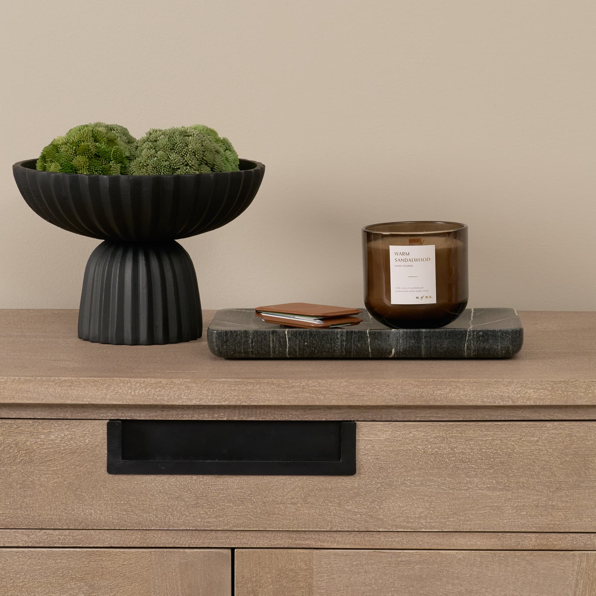 Tratto Rectangular Black Marble Tray — product photograph