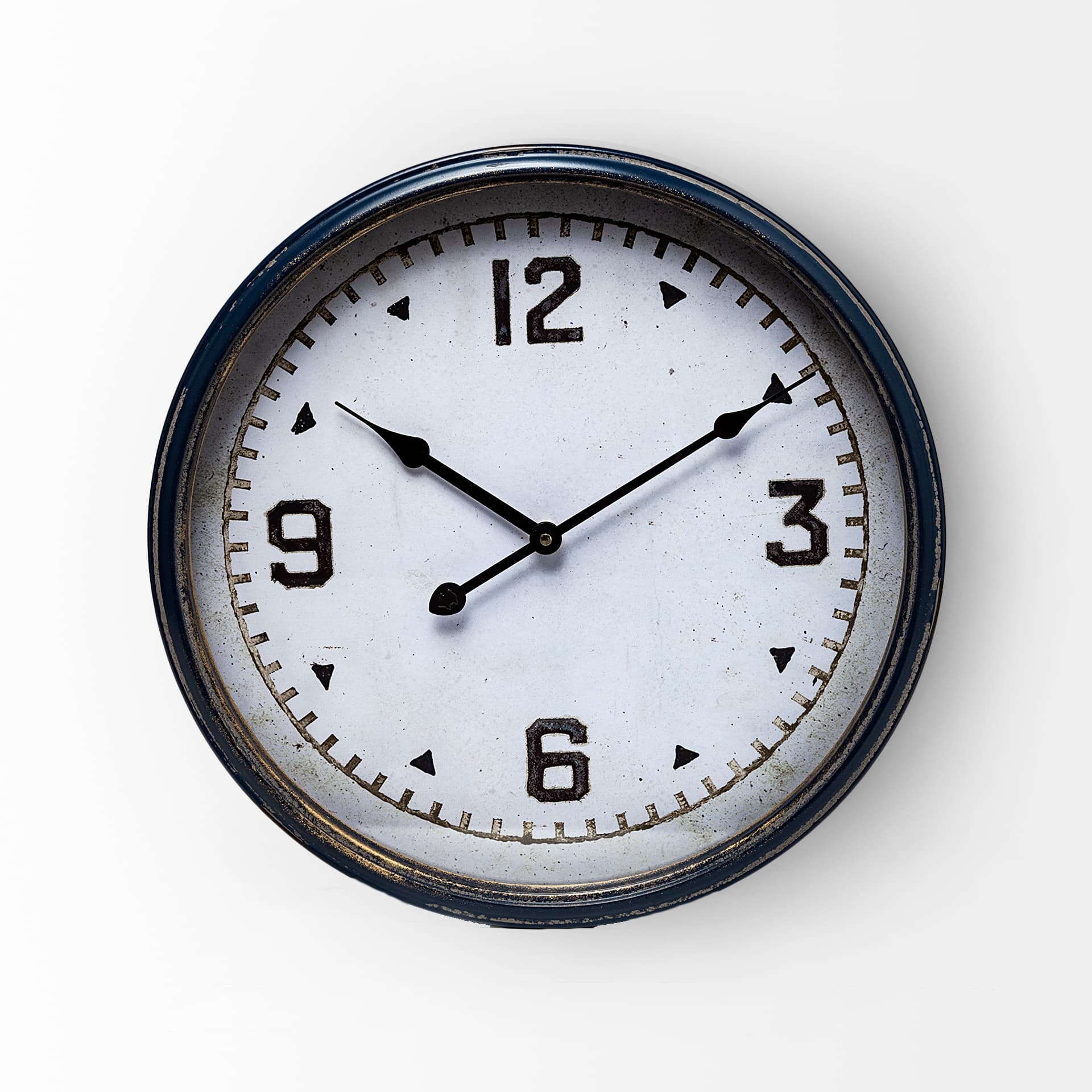 Hereward 16L x 16H Round Large Modern Wall Clock — product photograph