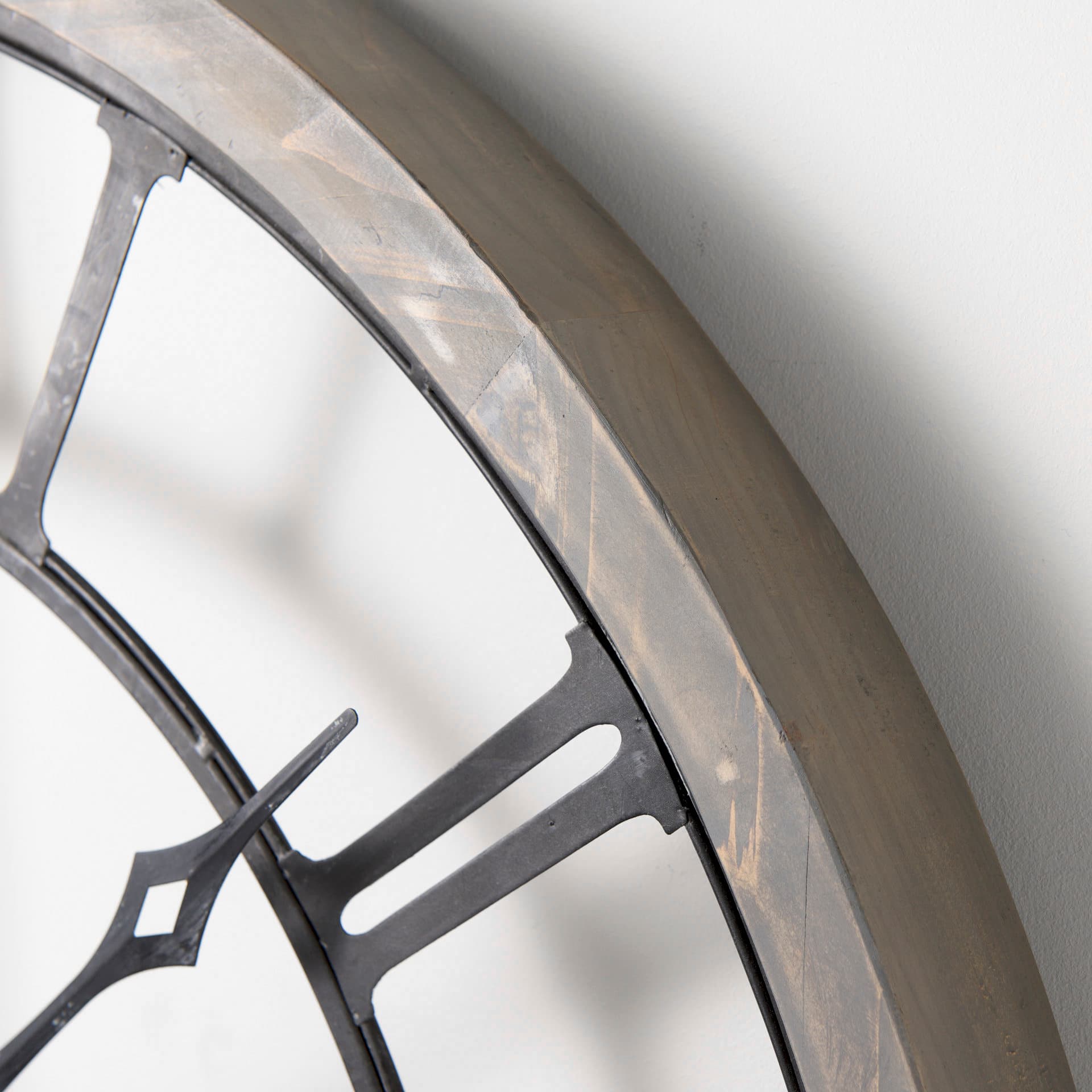 Mething Gray 31.5" Large Farmhouse Wall Clock — product photograph