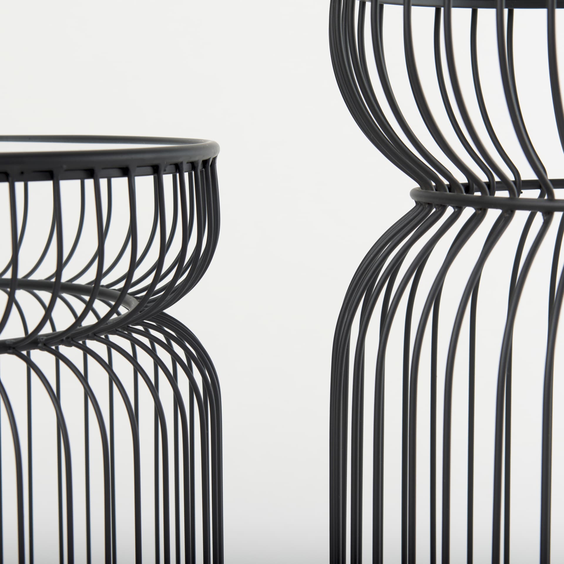 Shani Set of 2 Round, Black Metal w/ Glass, Accent Tables — product photograph