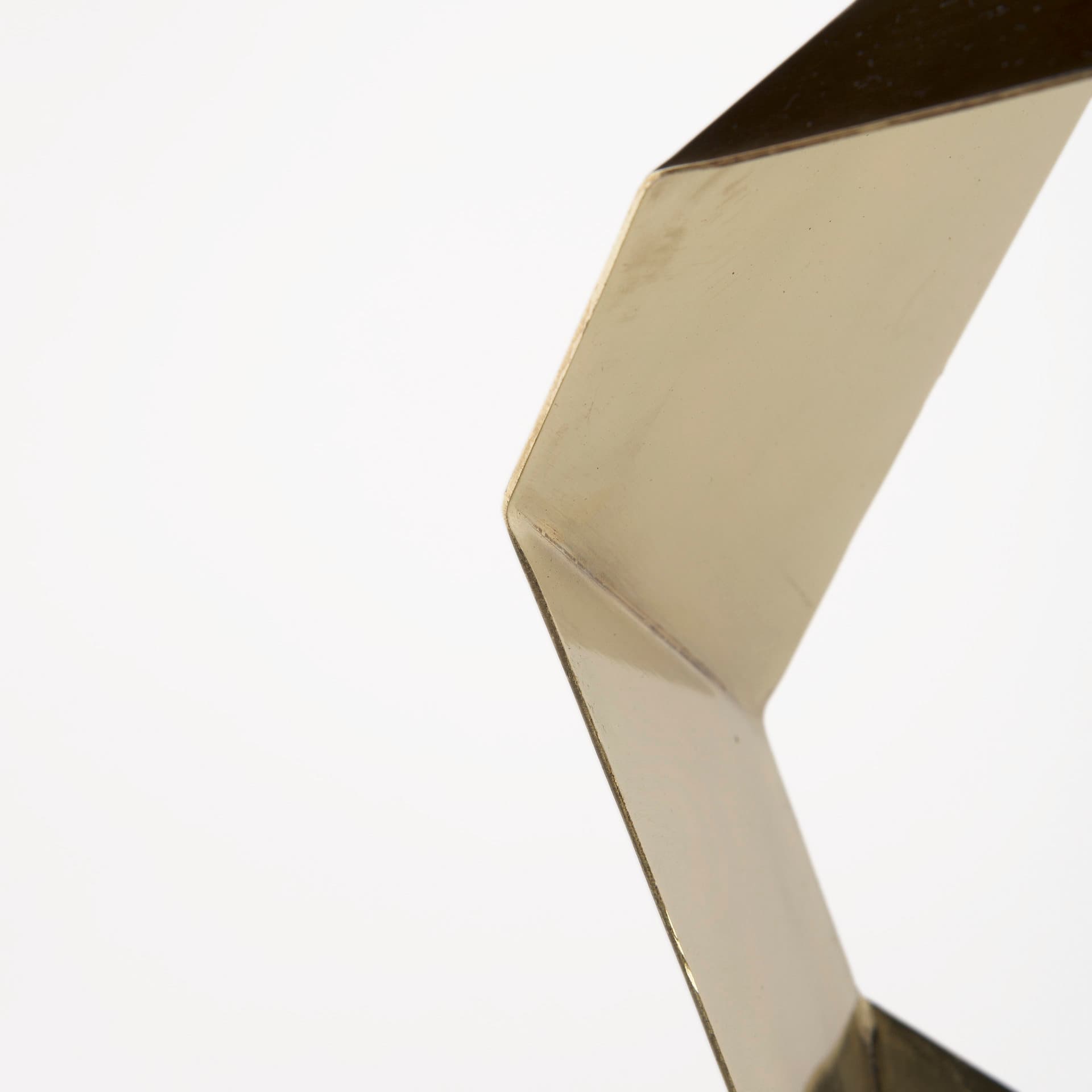 Shamir 15L x 15W Gold Geometric Metal Table Lamp — product photograph