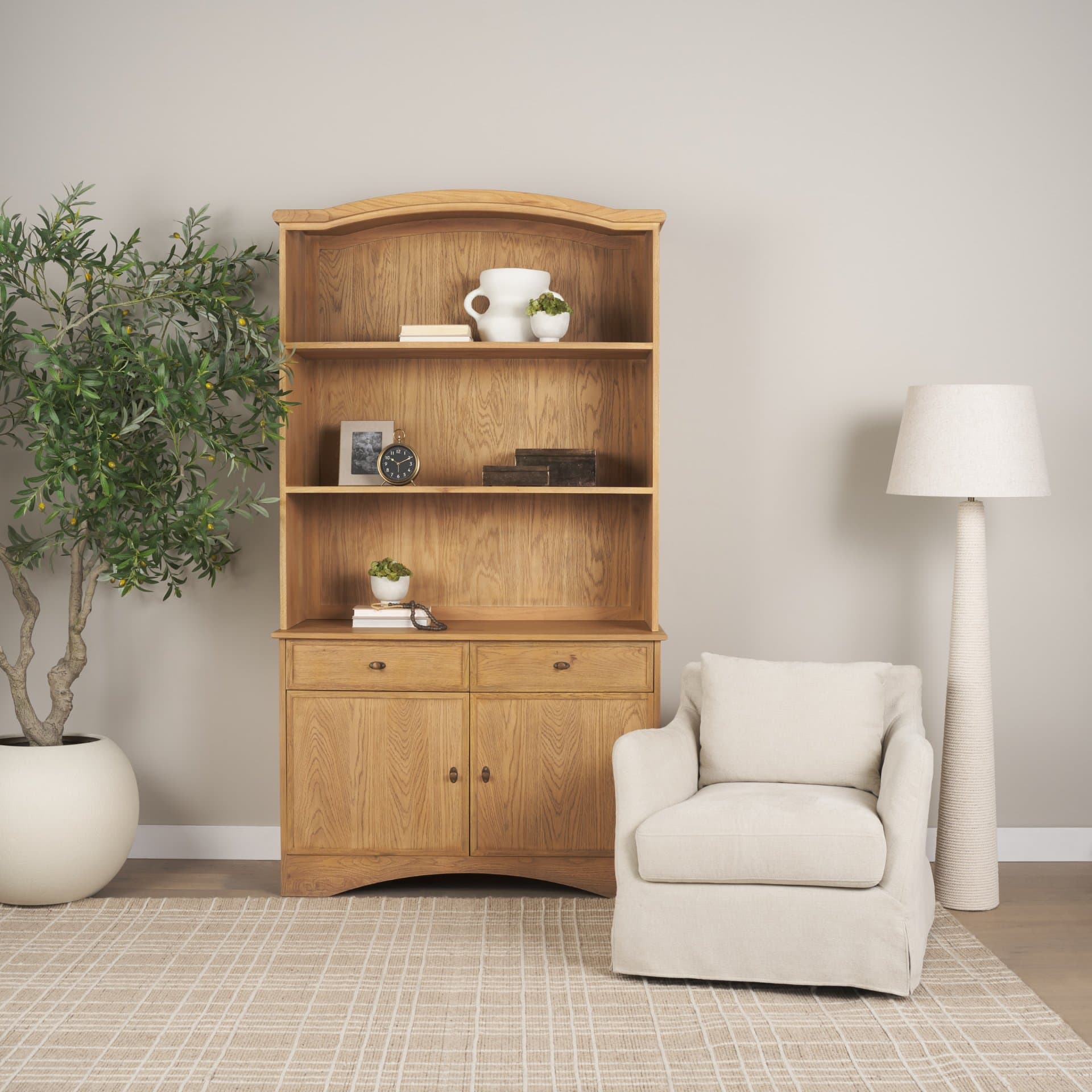 Ellington Slipcovered Slope Arm Swivel Swivel Accent Chair | Cream Fabric — product photograph