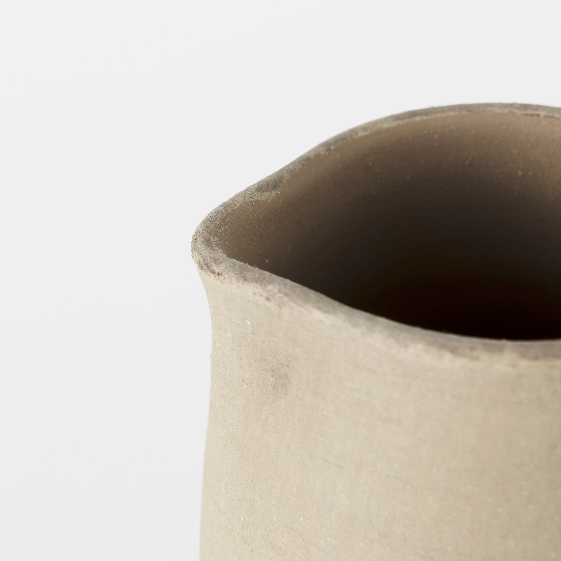 Garand Large 18.8H Two-Toned Black/Natural Ceramic Jug — product photograph