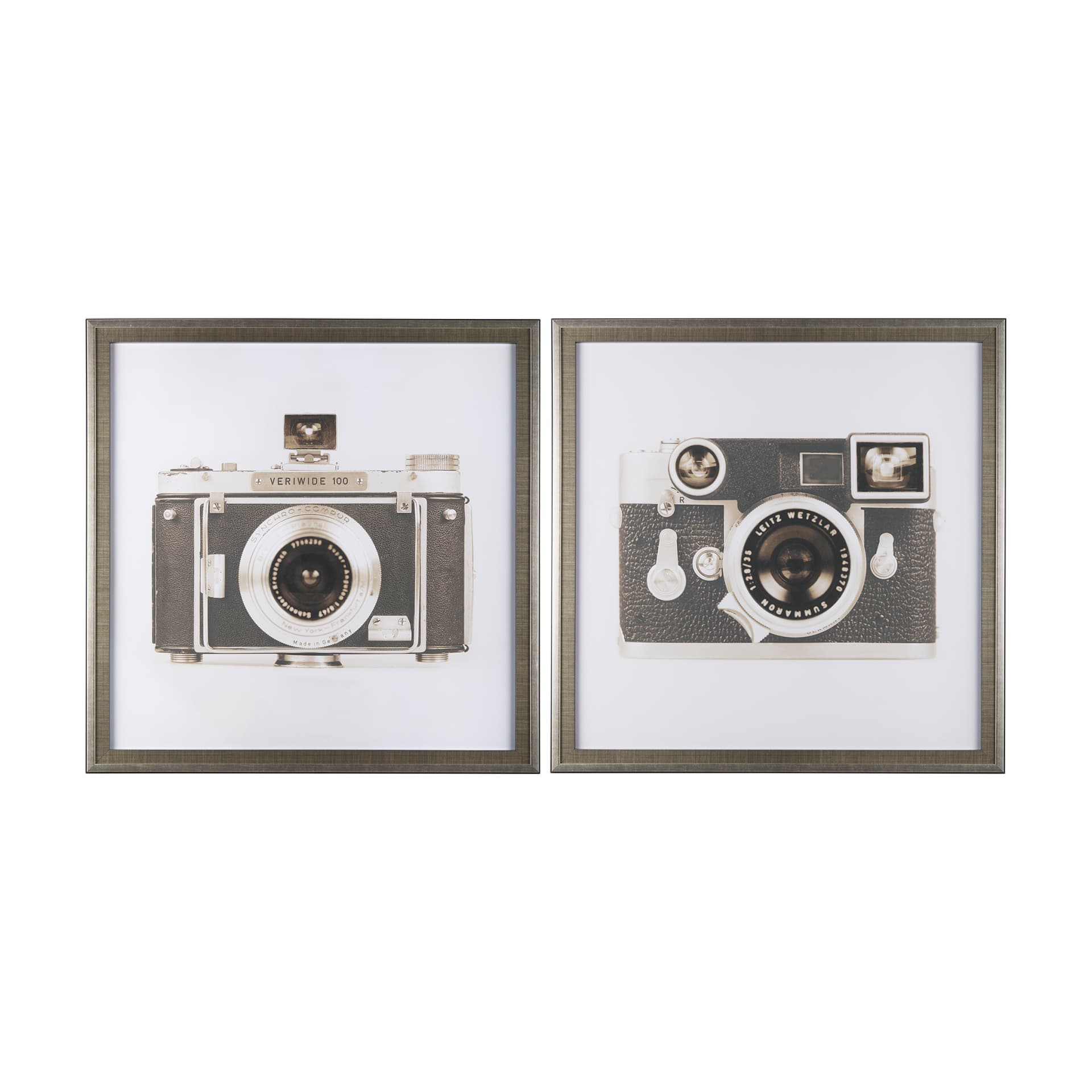 Retro Camera I by Mercana Studio a Hand Embellished Textured Framed Photo Art Print Matted under Gla — product photograph