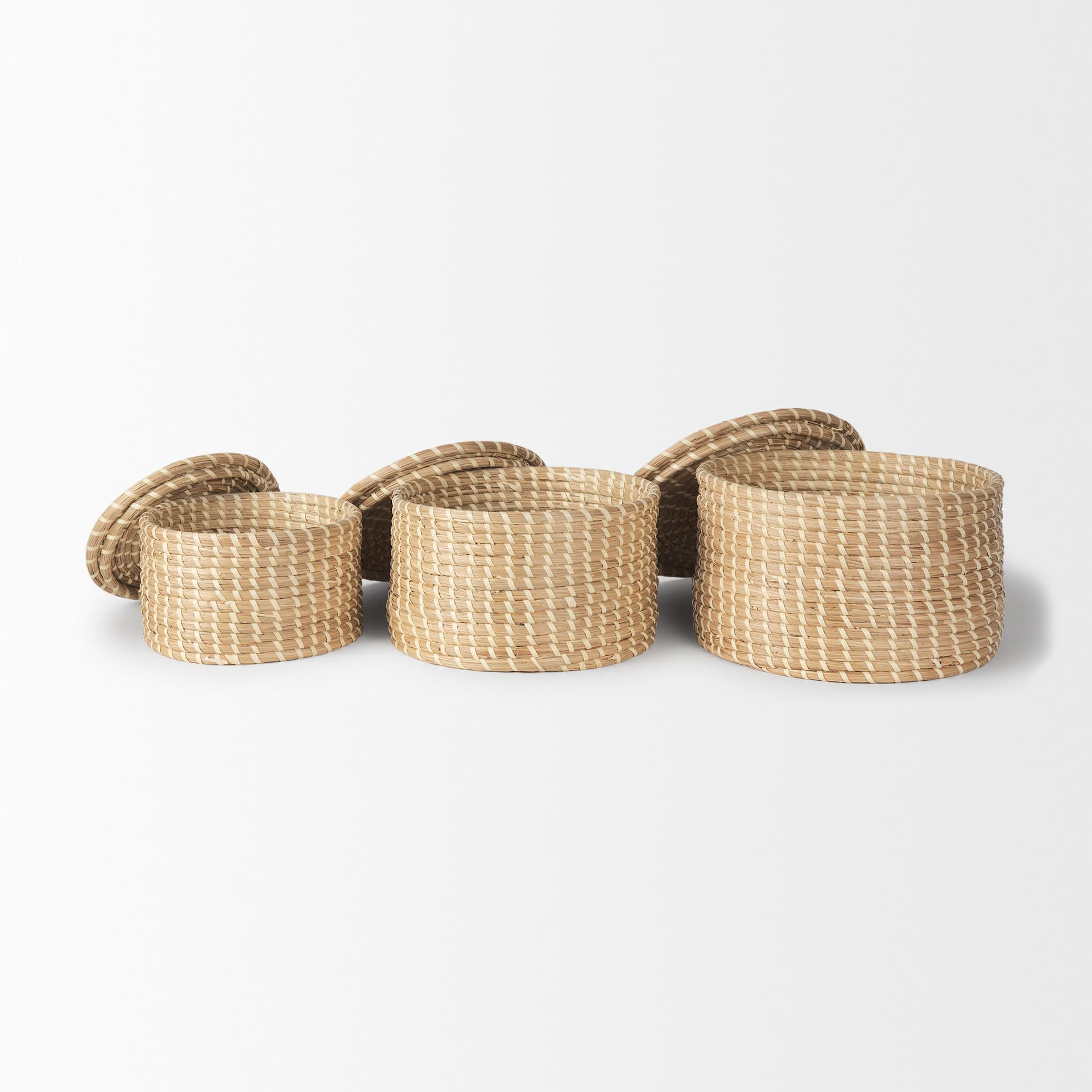 Kailini Set of 3 Nesting Seagrass & Palm Leaf Boxes with Lids — product photograph