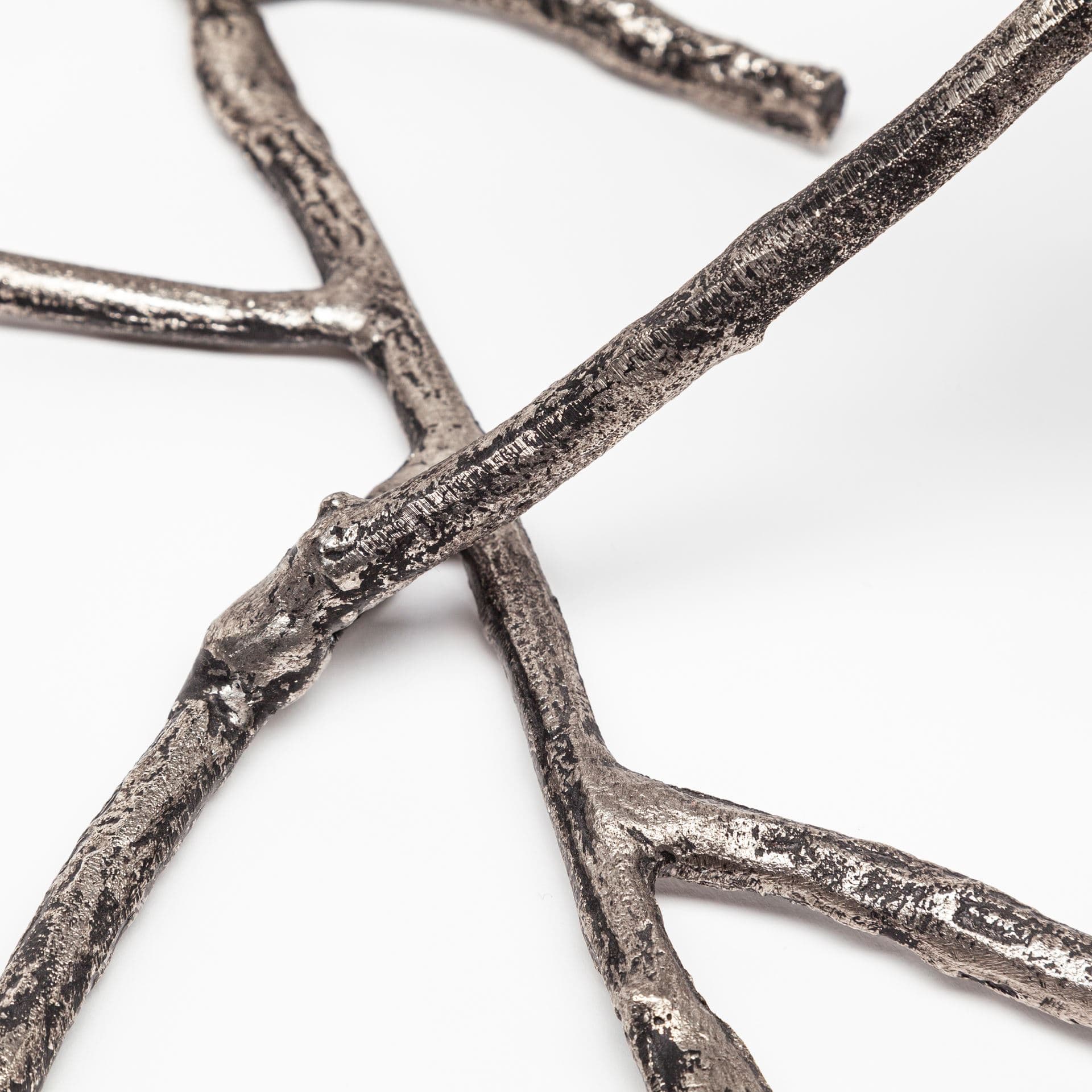 Vine I Distressed Silver Metal Creeper Five Candle Table Candle Holder — product photograph
