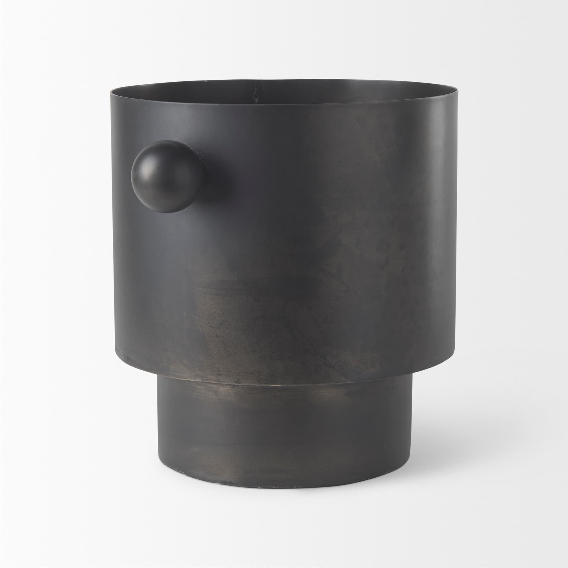 Juno 8.5H Large Black Iron Vase — product photograph