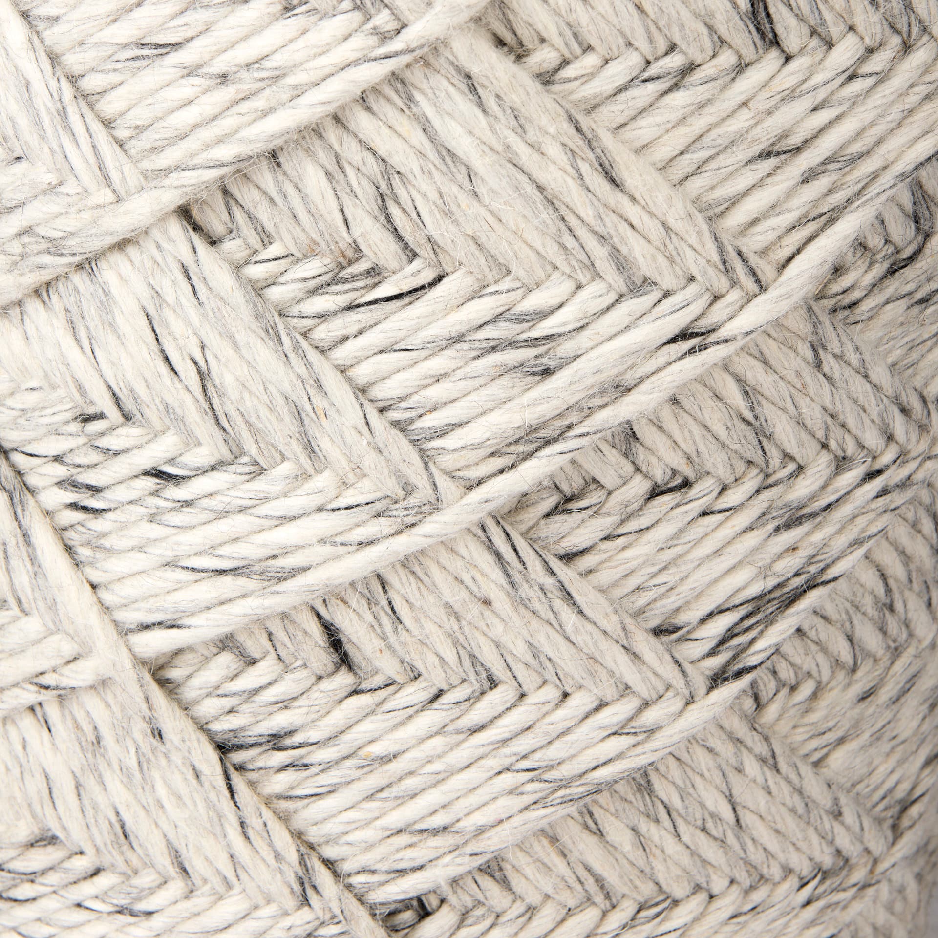 Esfera 17.7L x 15.7W x 15.7H Beige Chevron Woven Round Pouf — product photograph