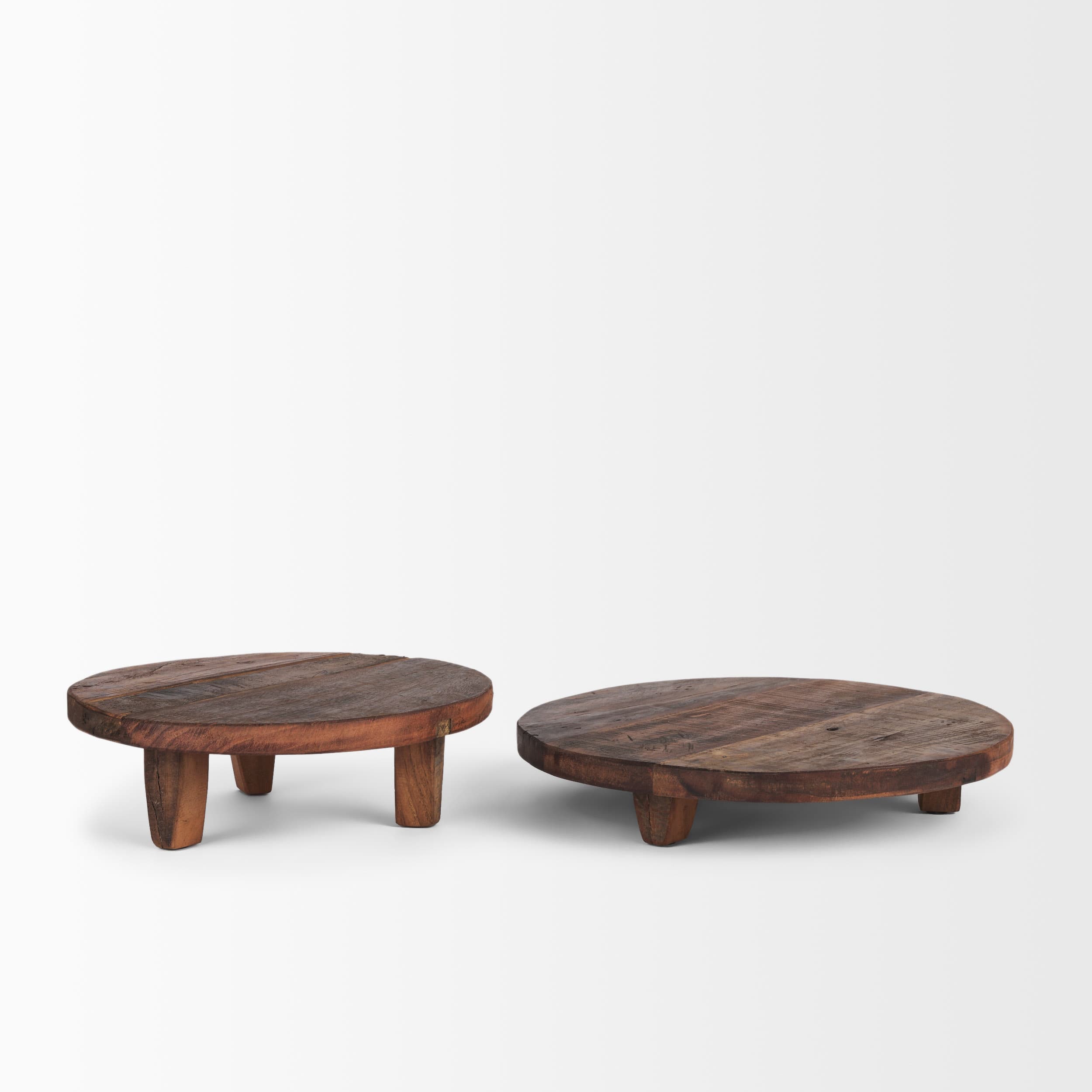 Iza Medium Brown Wooden Riser (Set of 2) — product photograph