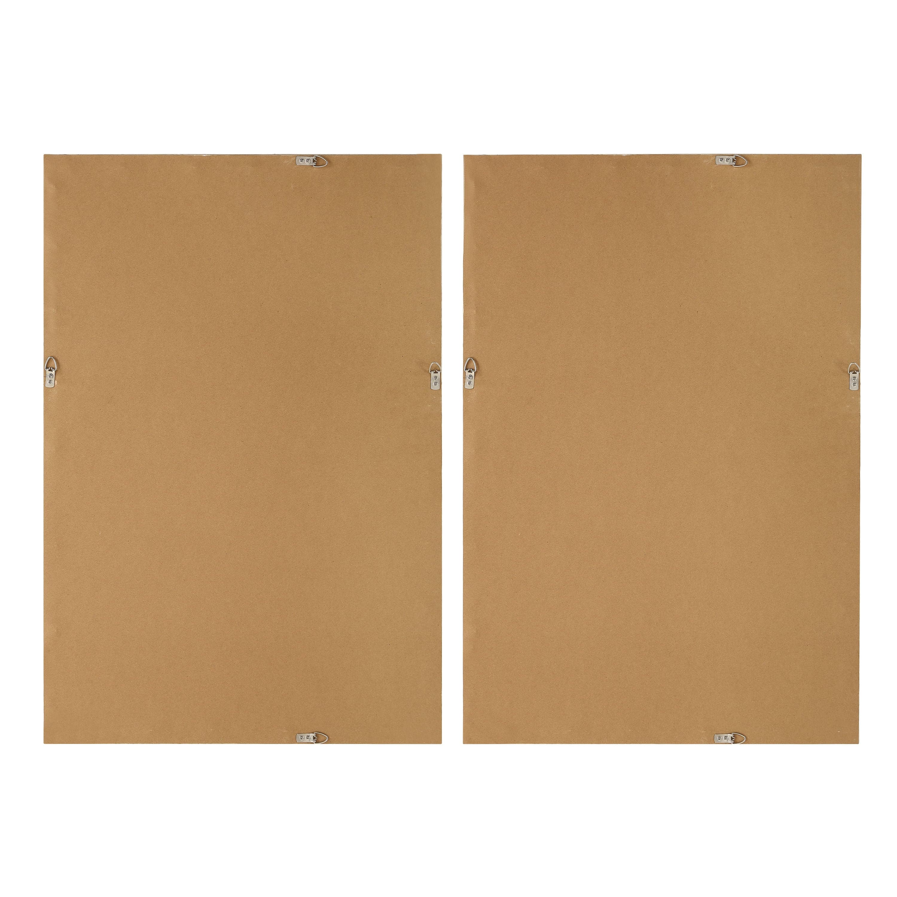 Delias — product photograph