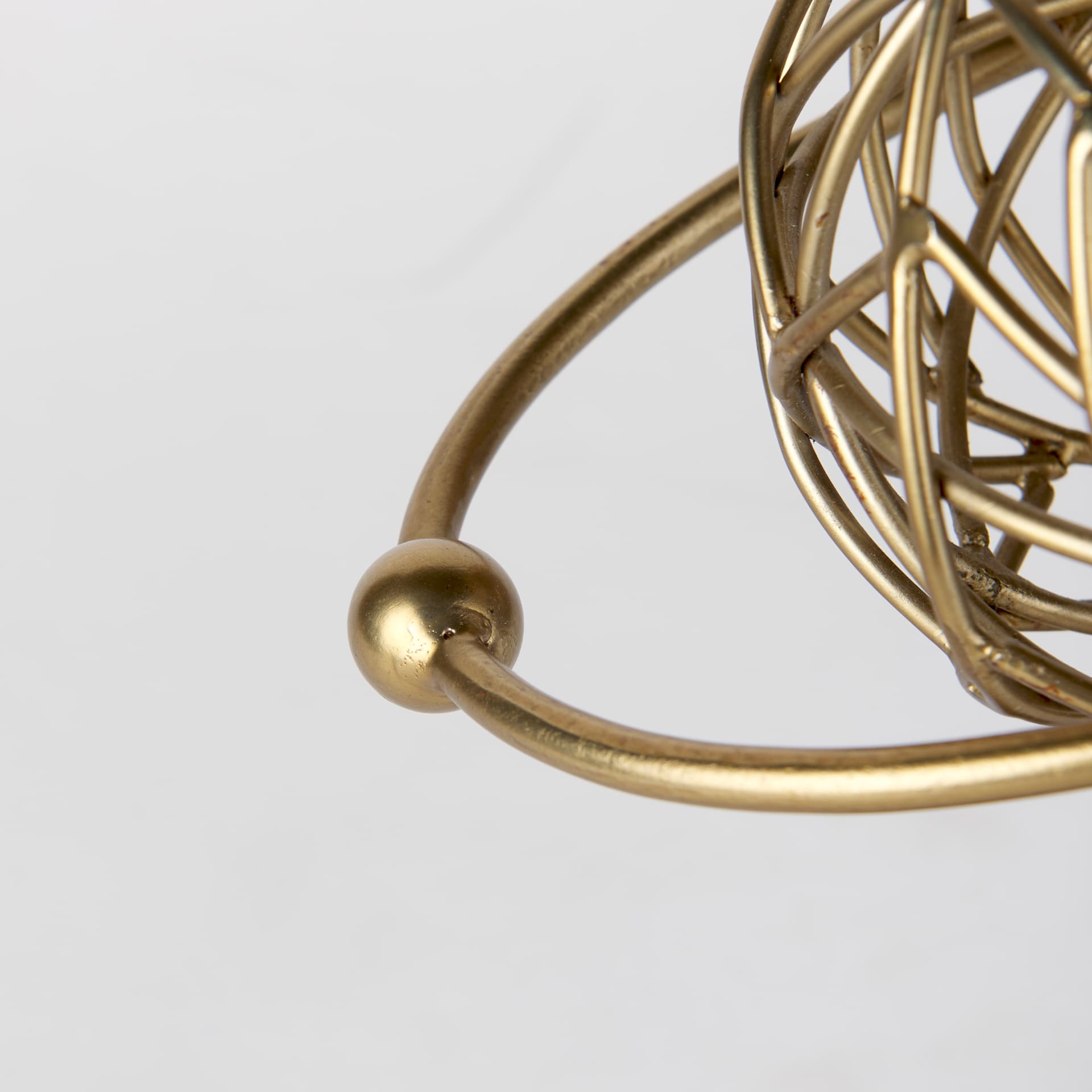 Atlas 10.0L x 8.0W x 12.0H Gold Metal Solar System Ornament — product photograph