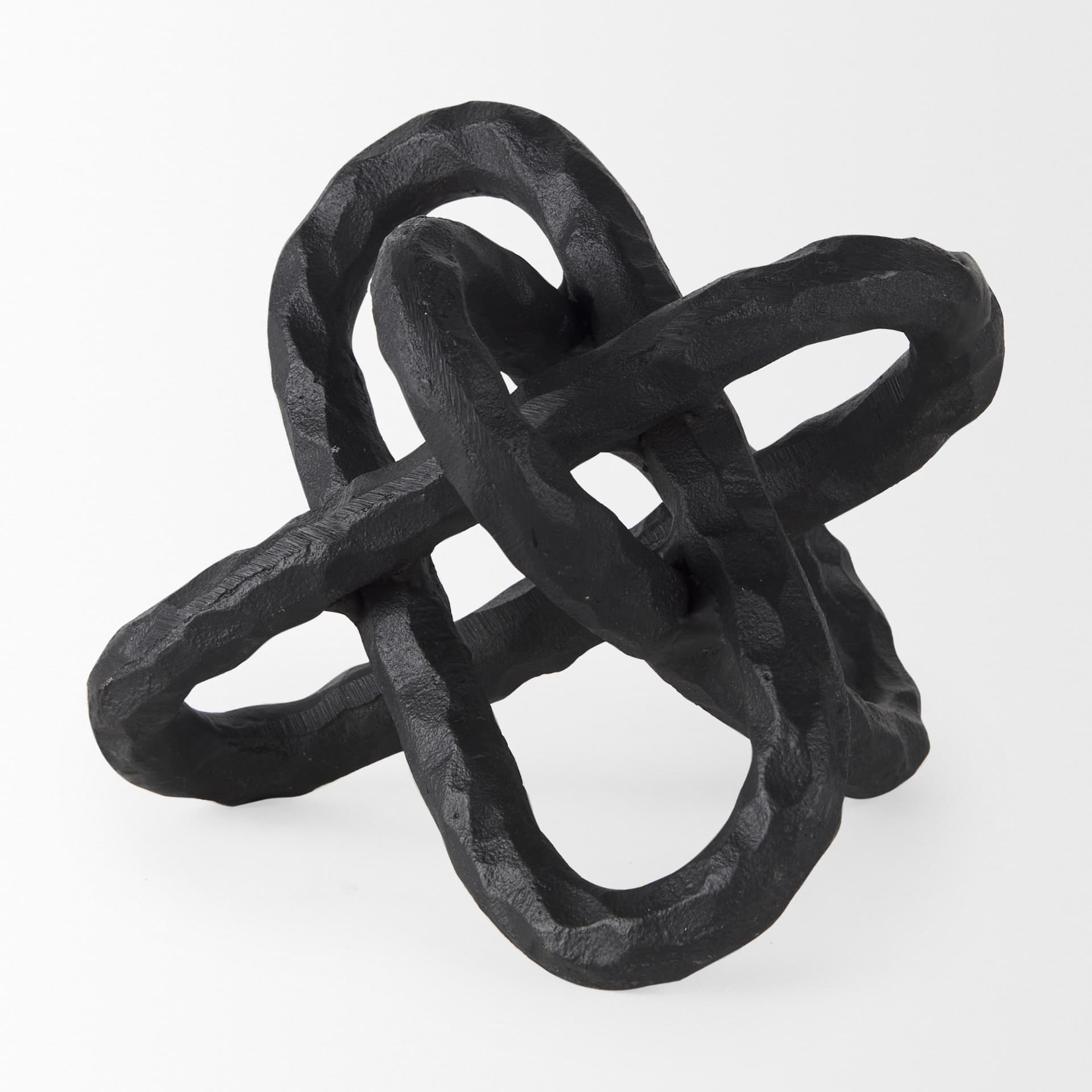 Wilhelm I (Small) 7L x 7W Black Metal Link Decor Object — product photograph