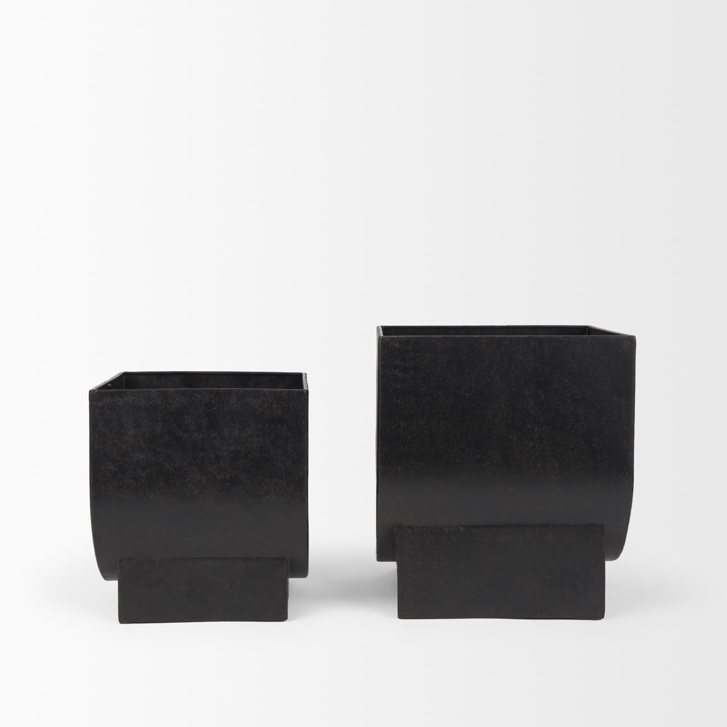 Medina Antiqued Black Metal Planters (Set of 2) — product photograph
