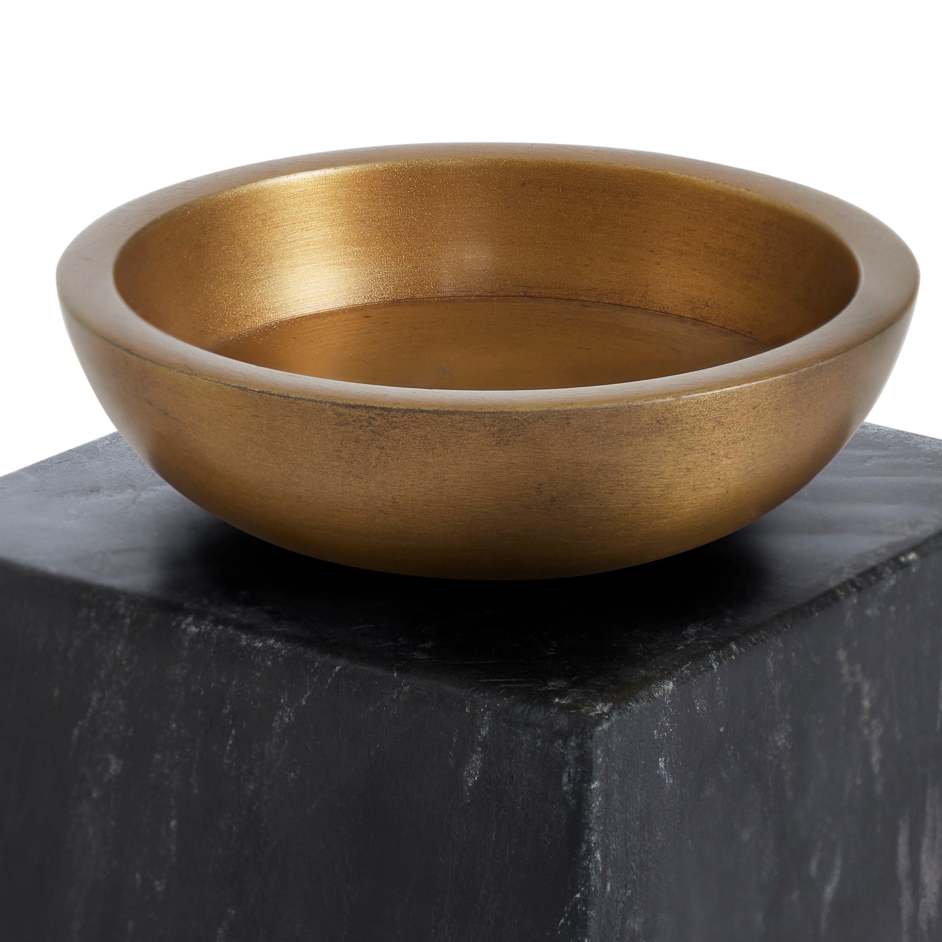 Poema — product photograph