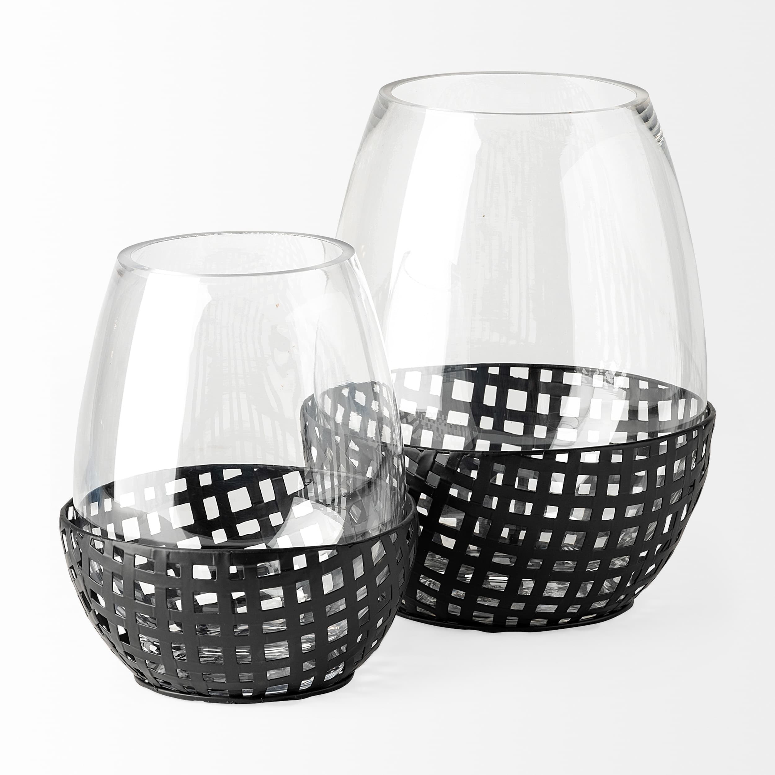 Reena II Large Black Woven Metal Base Table Candle Holder — product photograph