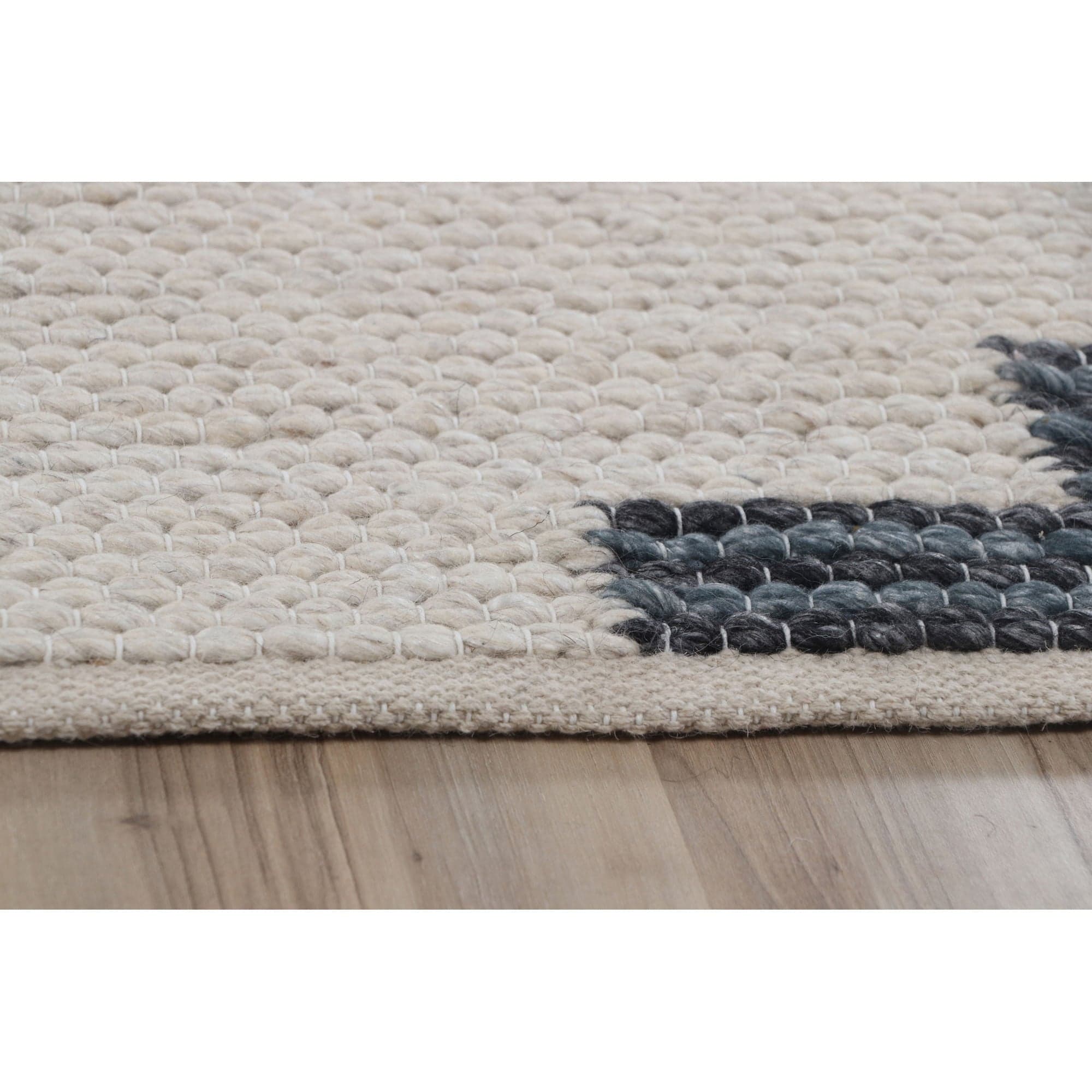 Annie — product photograph