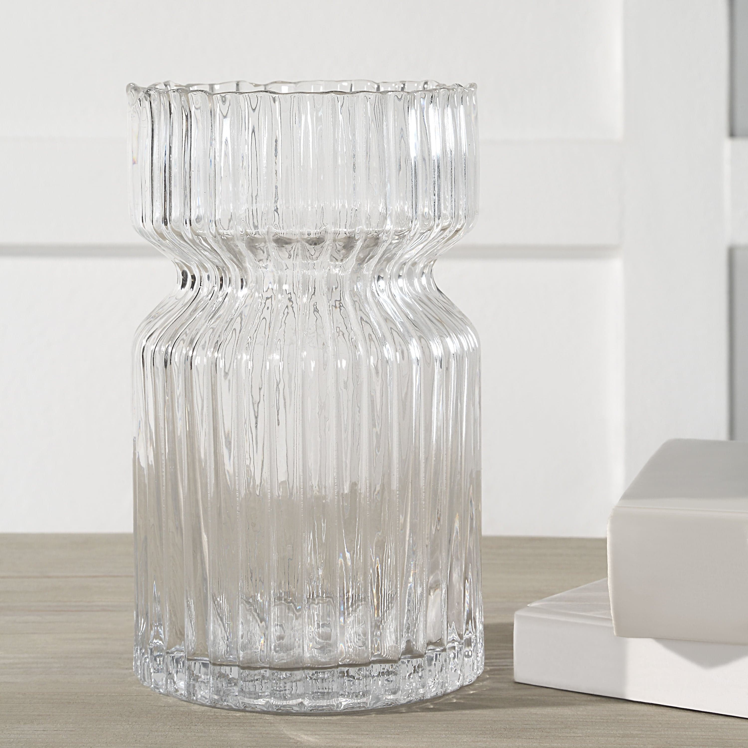 Gladys — product photograph