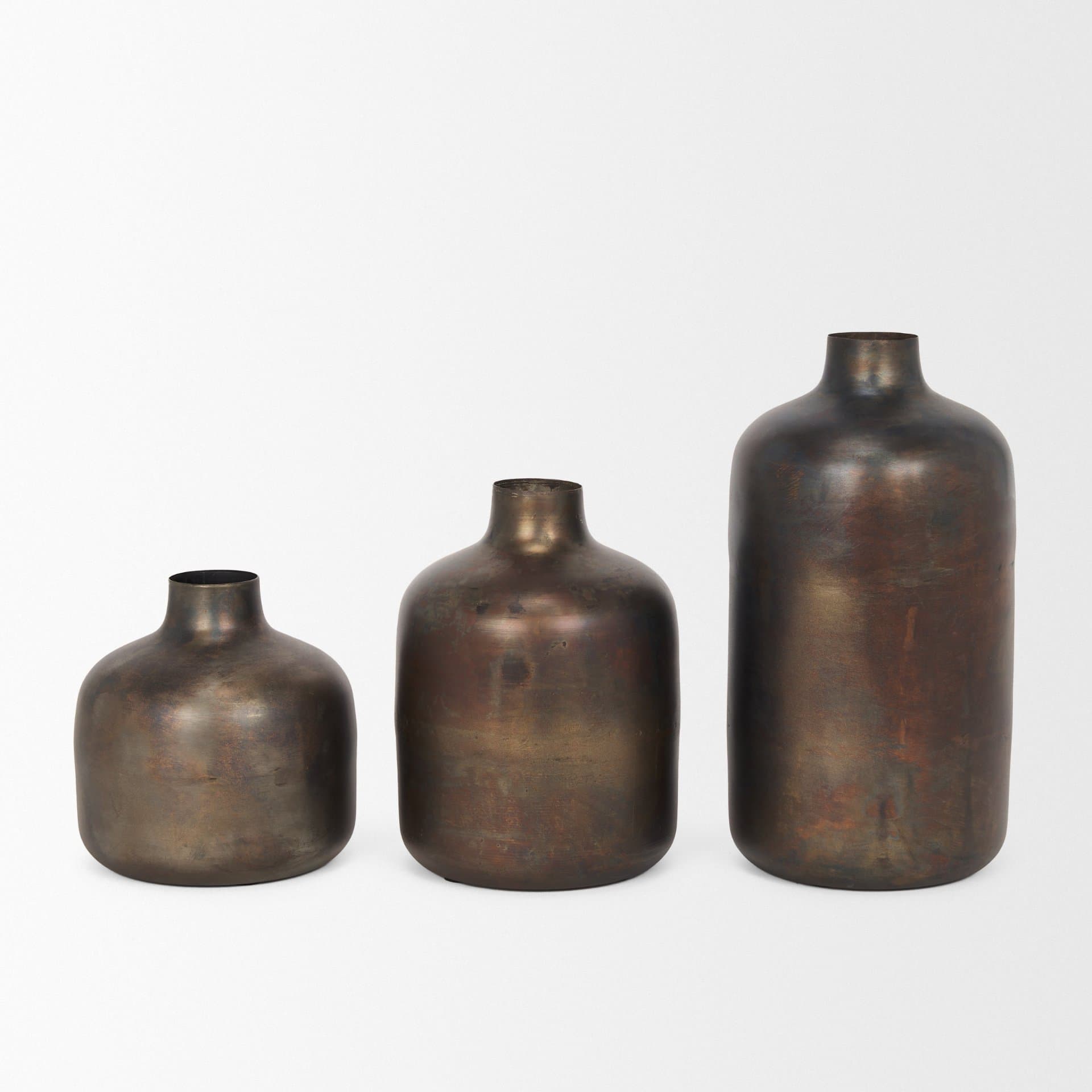 Daya Medium Antiqued Gold Metal Vase — product photograph