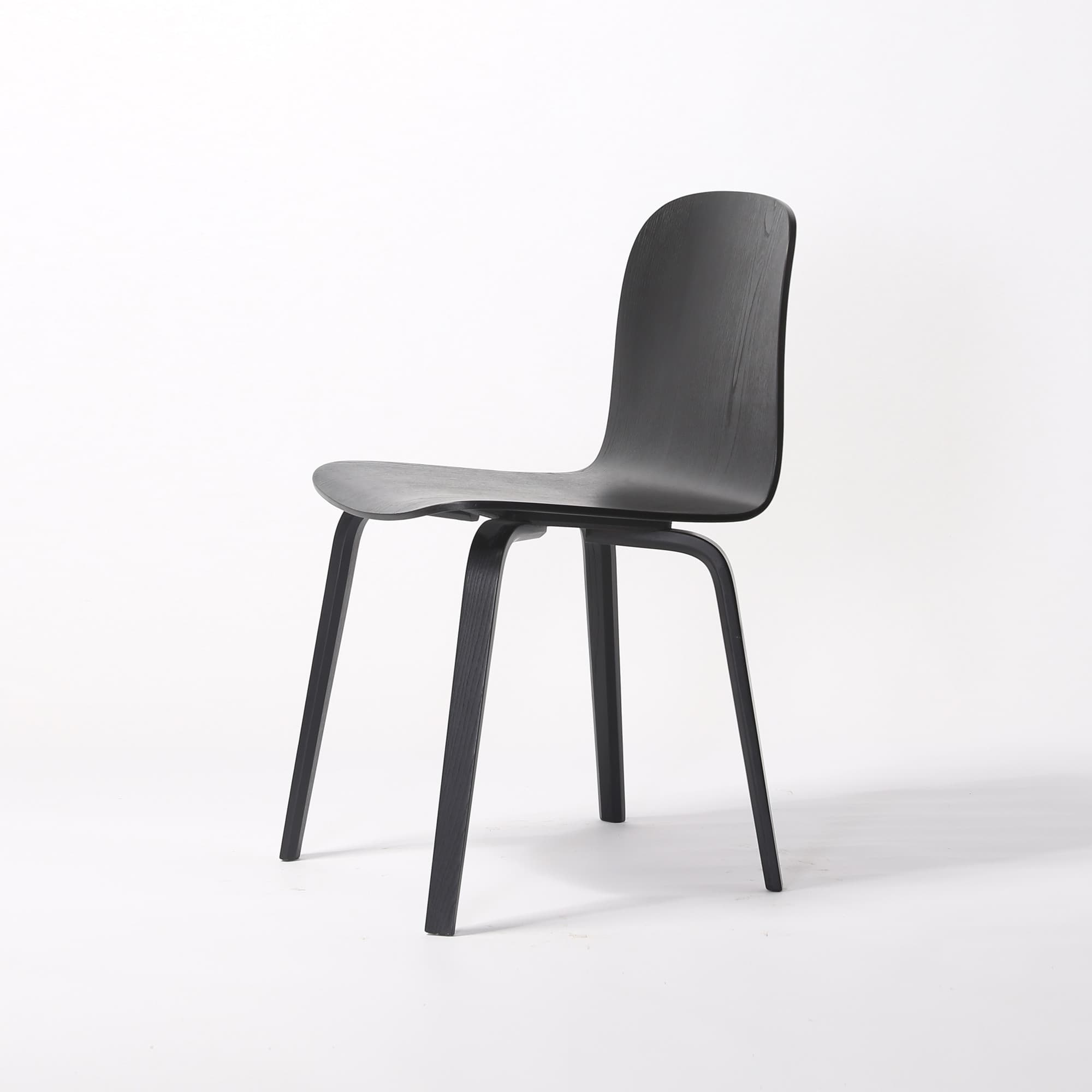 Glen Chair — product photograph