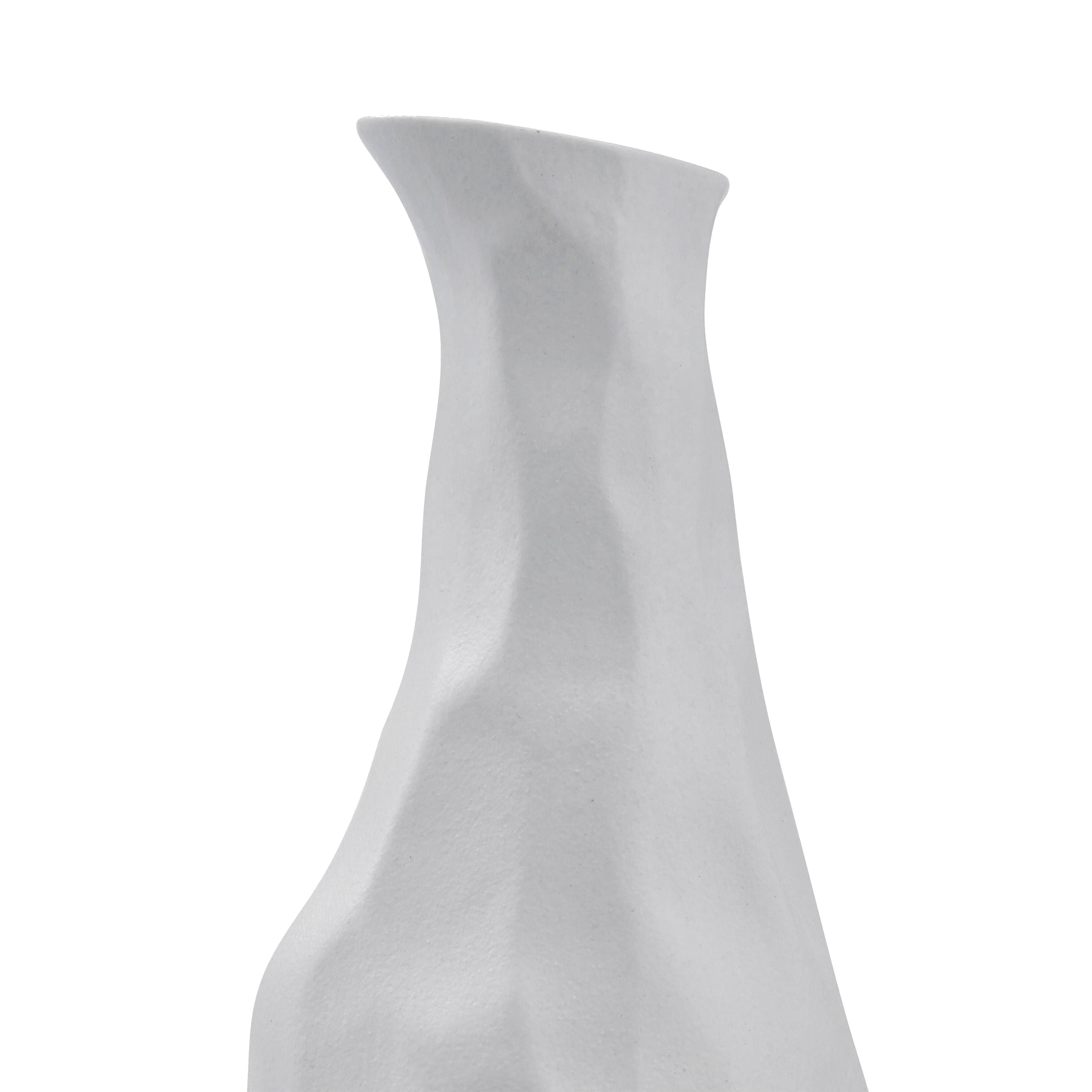 Blouin — product photograph
