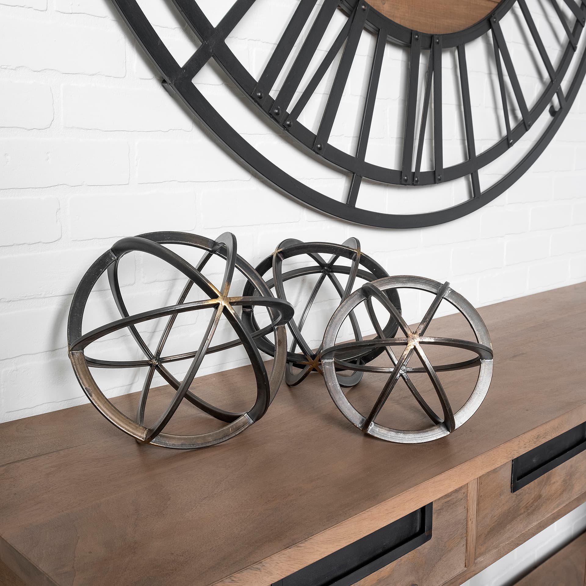 Galenna III (Large) 10L x 10W Black Metal Circular Decorative Orb — product photograph