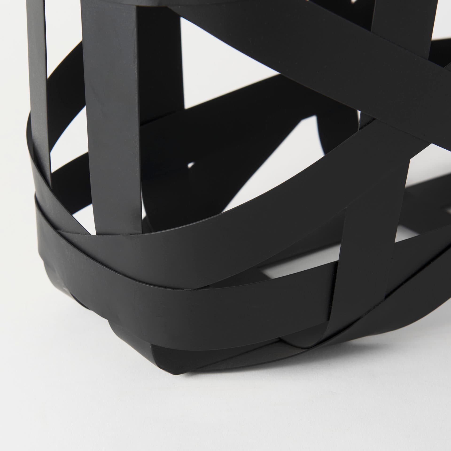 Tyrell (Set of 2) 23L x 11W; 18L x 8W Black Iron Metal Baskets — product photograph