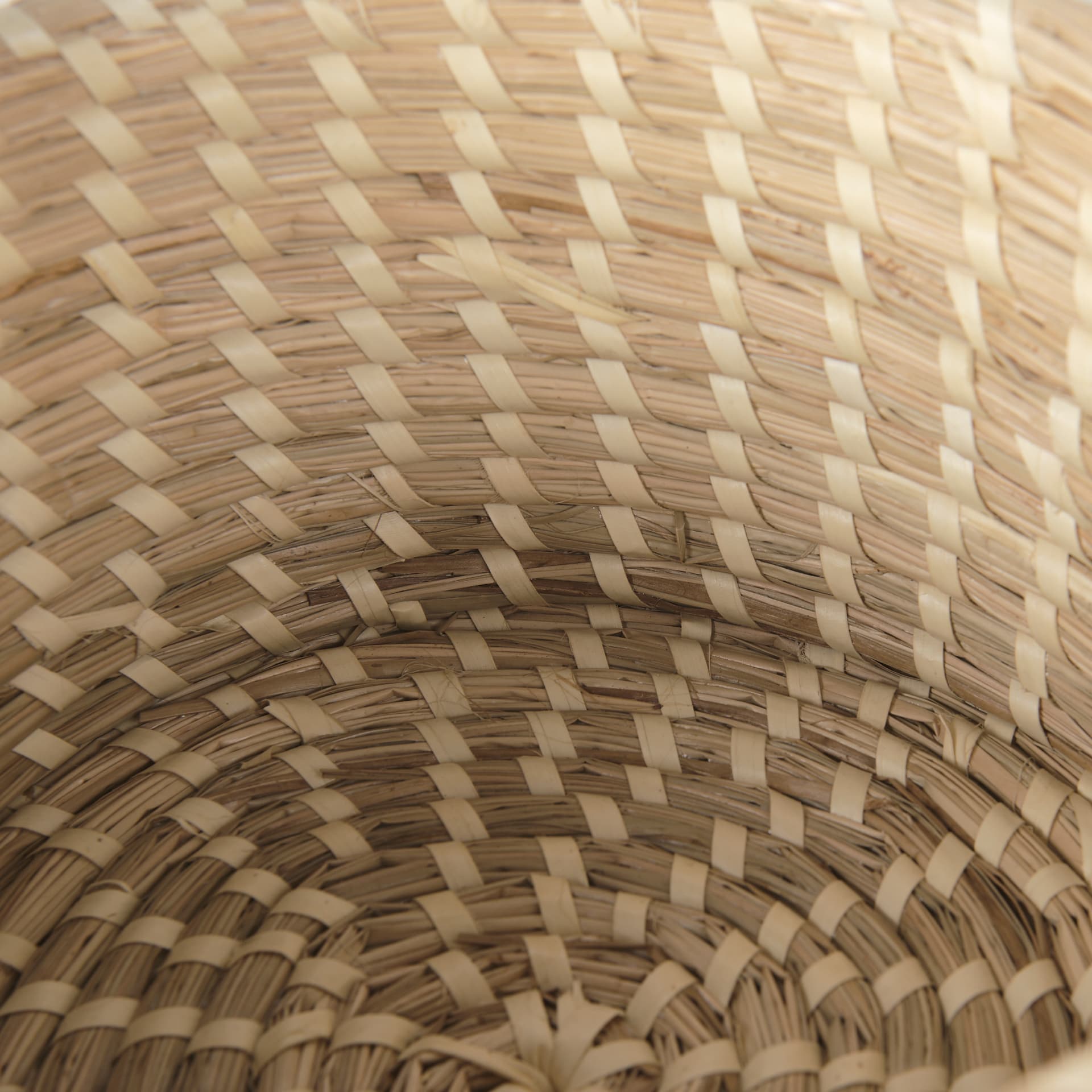Kailini Set of 3 Nesting Seagrass & Palm Leaf Boxes with Lids — product photograph
