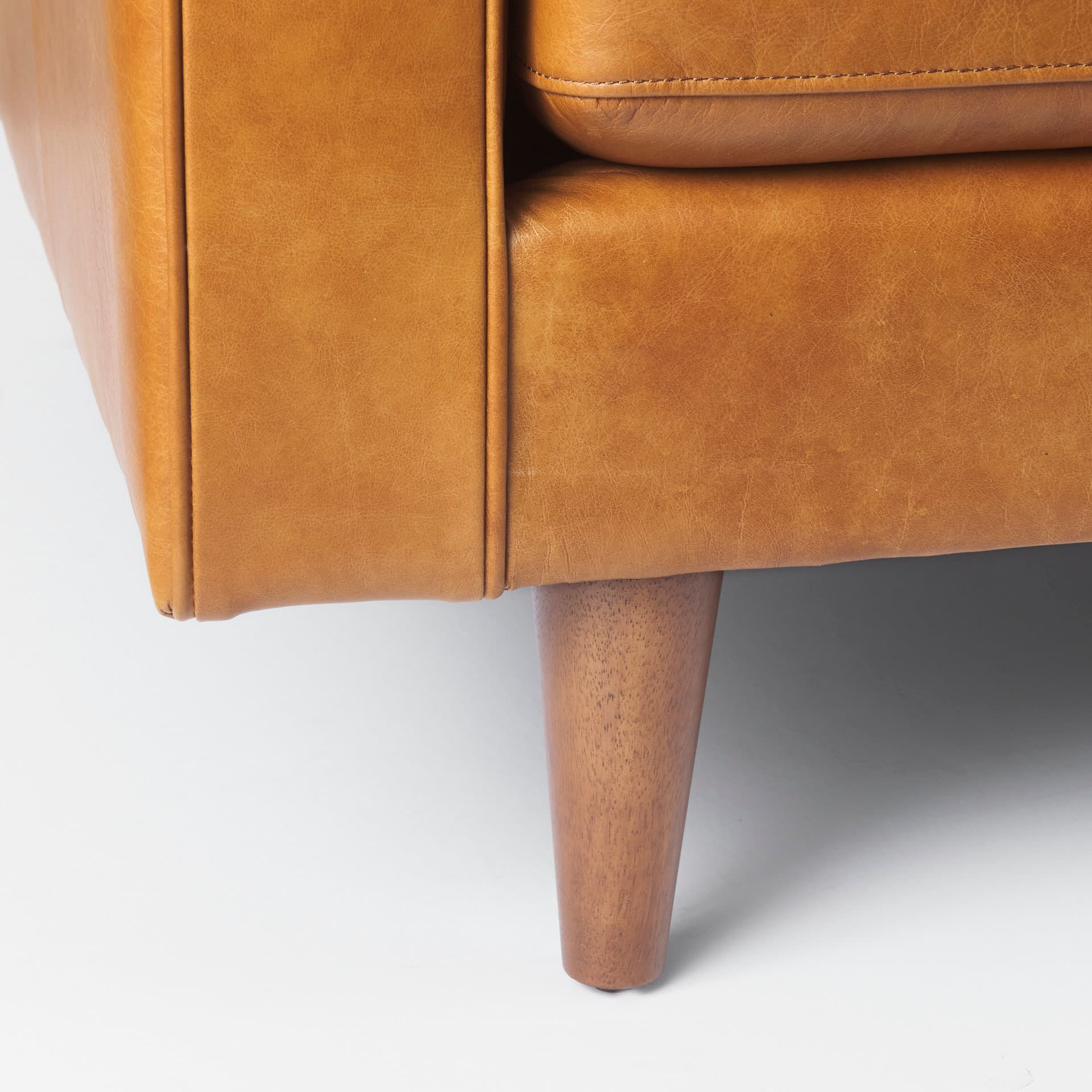 Svend 88.0L x 38.0W x 34.0H Tan Leather Sofa — product photograph