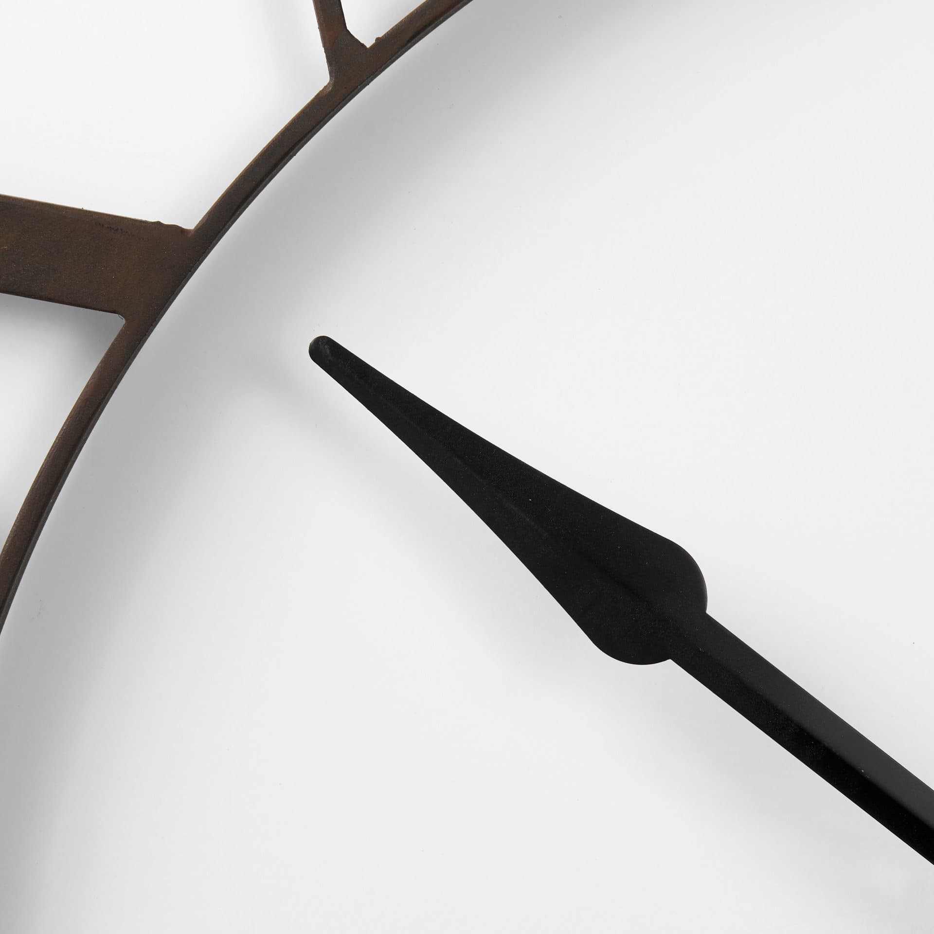 Pender 40.0L x 2.4W x 40.0H Black Iron Round Wall Clock — product photograph