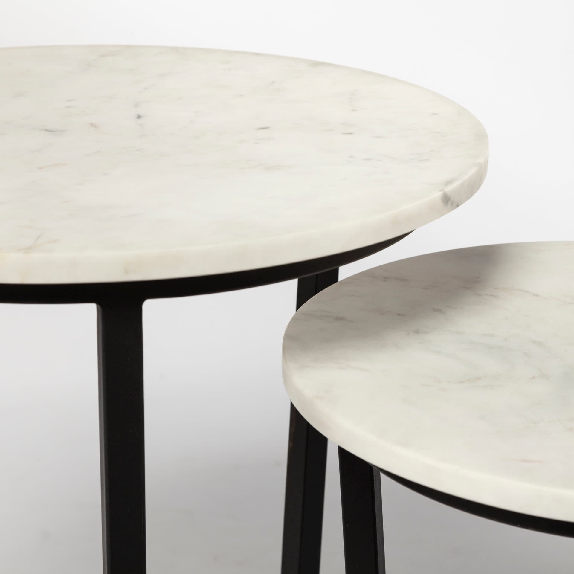 Bombola I (Small) 15L x 15W White Round Marble Top W/Black Metal Frame Accent Table — product photograph