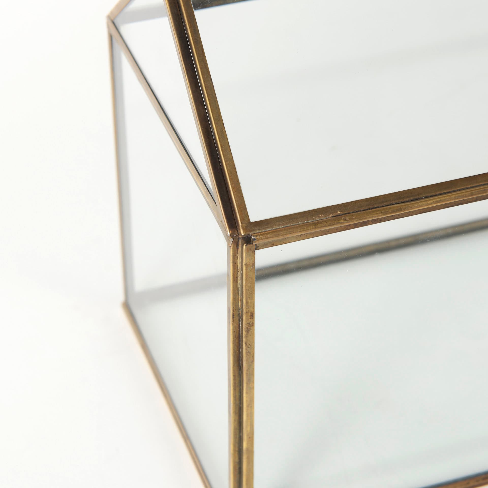 Hutt 16L x 6W x 9H Gold Glass Terrarium Box — product photograph