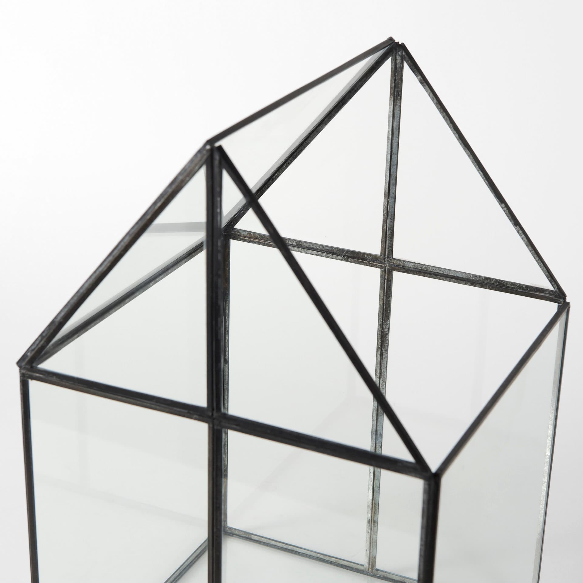 Sikes (Large) 10L x 10W x 16H Hut Terrarium W/Glass Base — product photograph