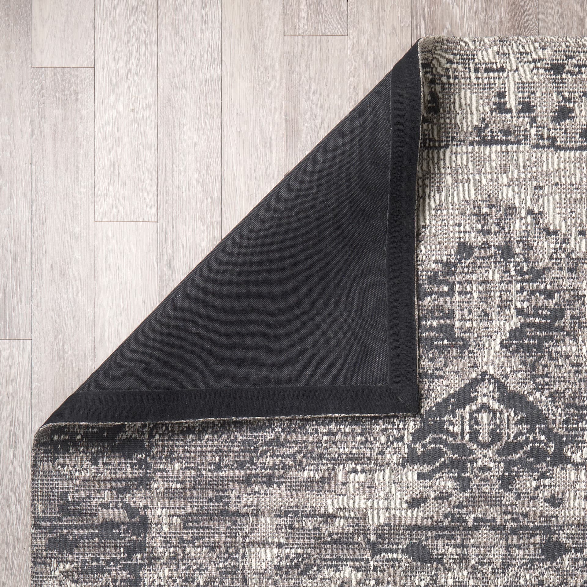 Greyson 96.0L x 60.0W x 0.4H Gray Area Rug — product photograph