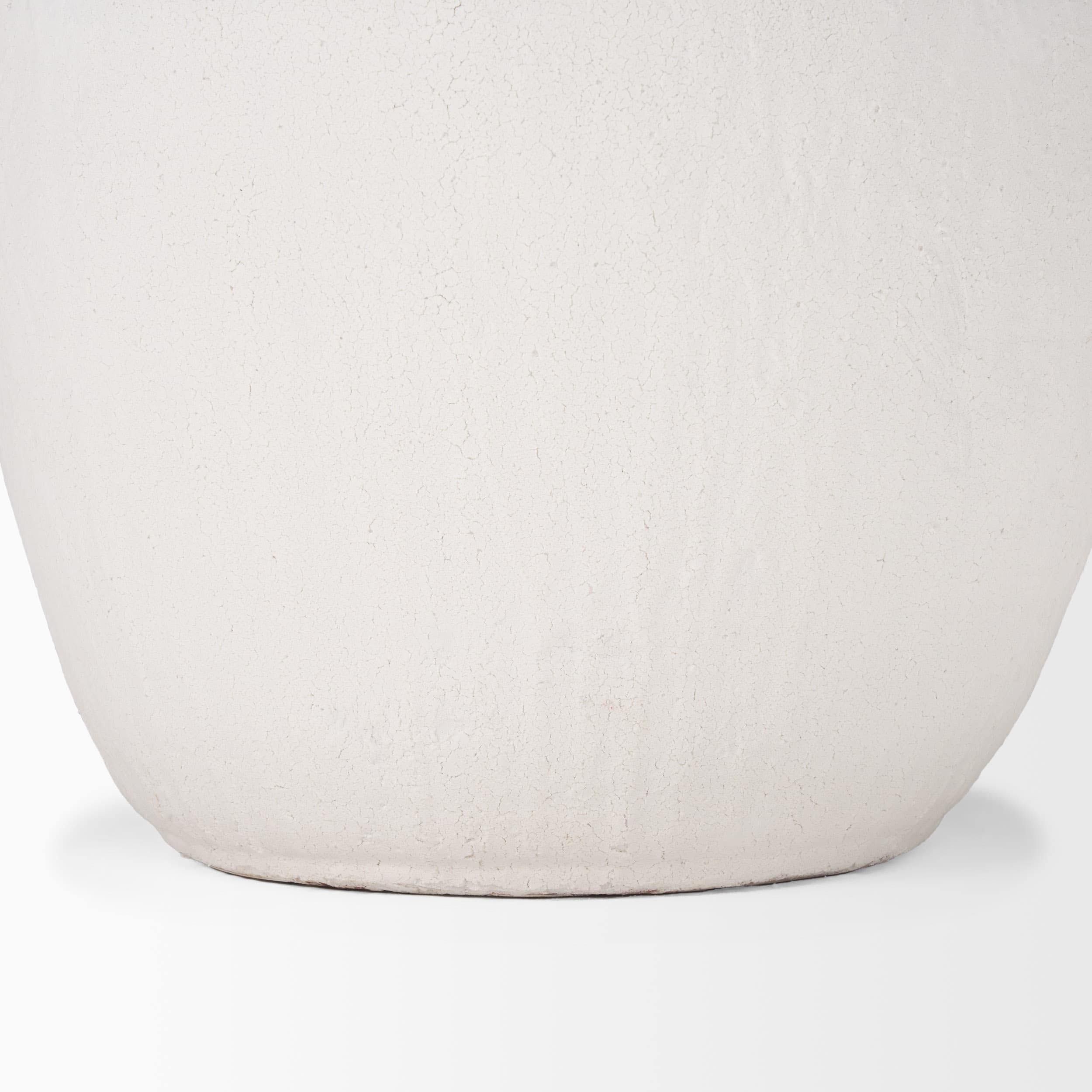 Karakum II Large White Textured Ceramic Vase — product photograph