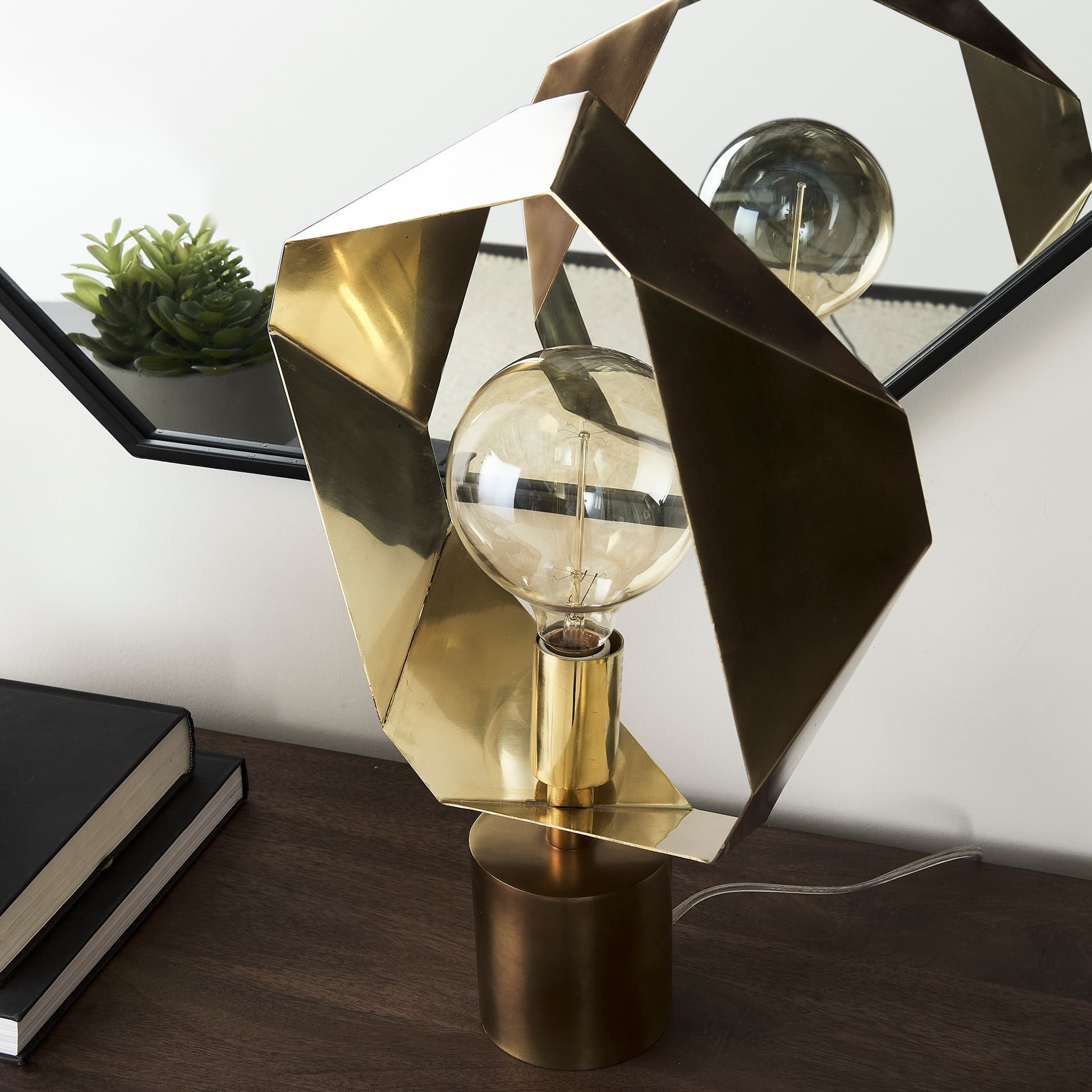 Shamir 15L x 15W Gold Geometric Metal Table Lamp — product photograph