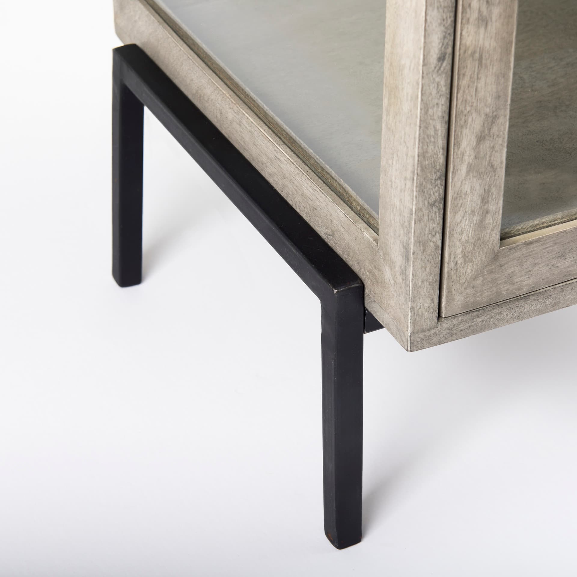 Arelius 20L x 18W x 26H Gray Wood W/ Black Metal Frame End/Side Table — product photograph