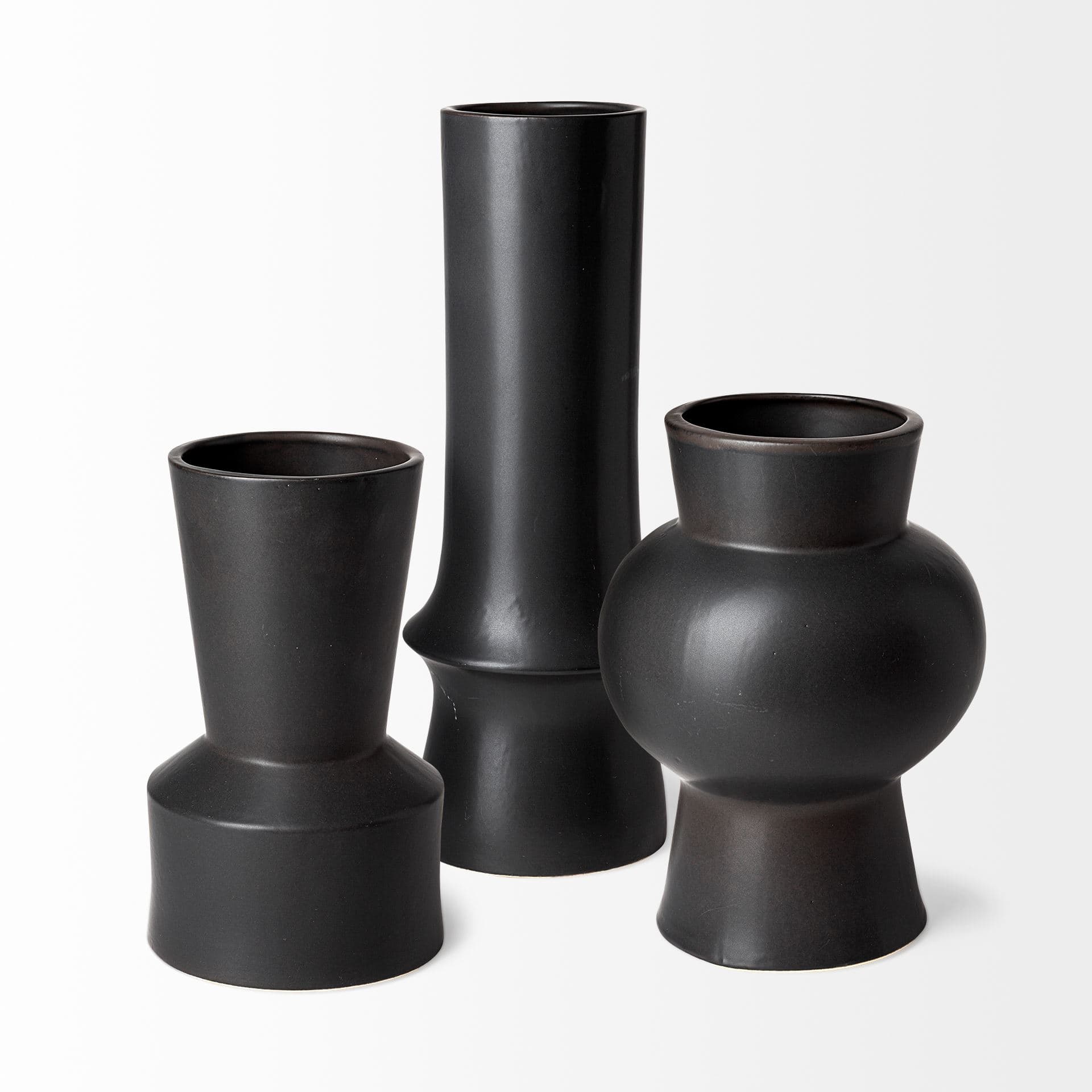 Laforge III Black Ceramic Vase — product photograph