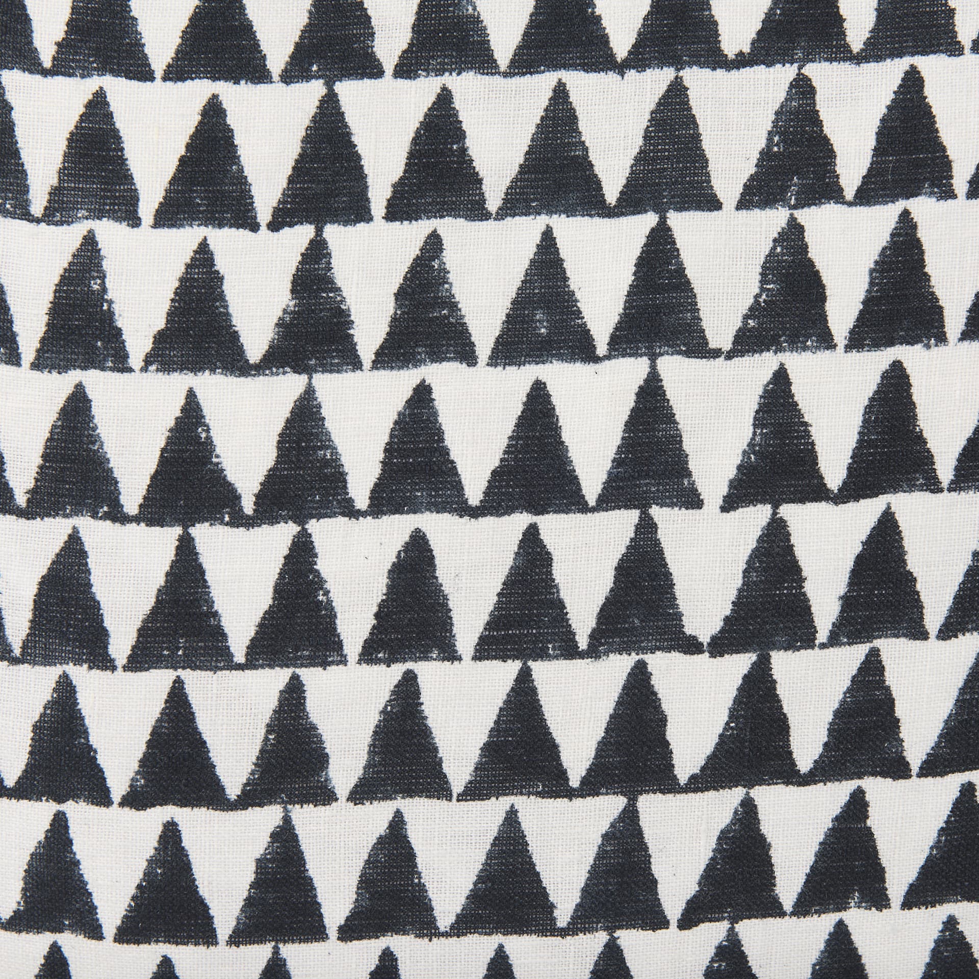 Jolie 22x22 Cream w/ Black Print Linen Square Pillow Cover w/Filler — product photograph