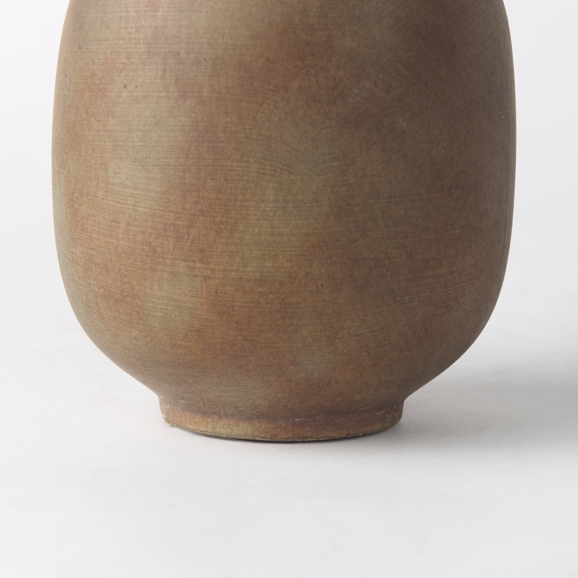 Rylee 7.7H Medium Brown Ceramic Vase — product photograph