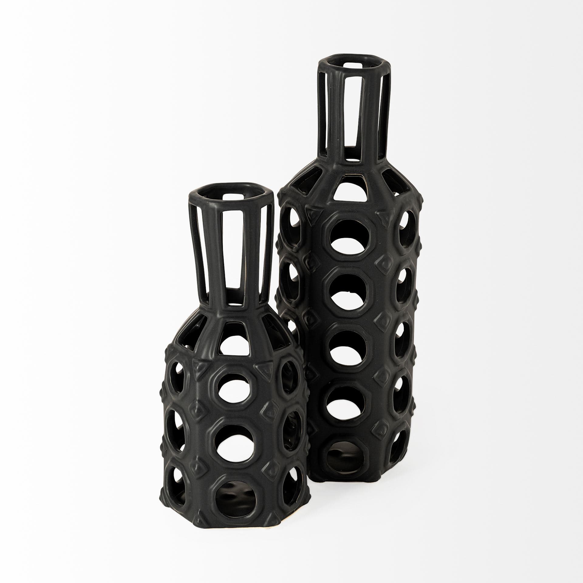 Brunel Large Black Drum-Shaped Ceramic Vase — product photograph