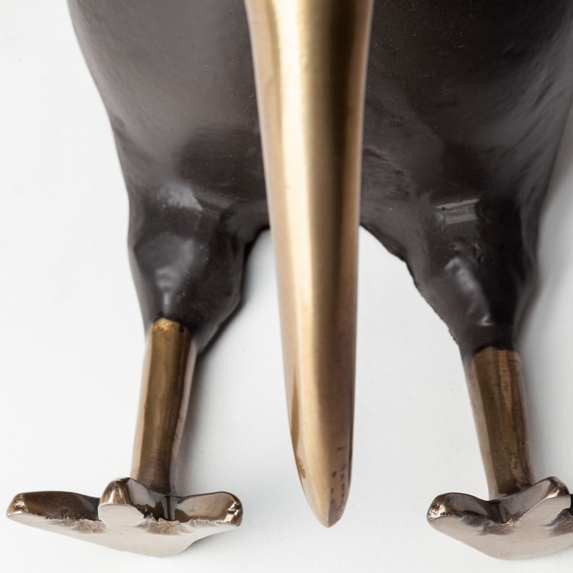 Dodo Kiwi 7L x 4W Black Cast Aluminum Mauritian Bird Sculpture — product photograph