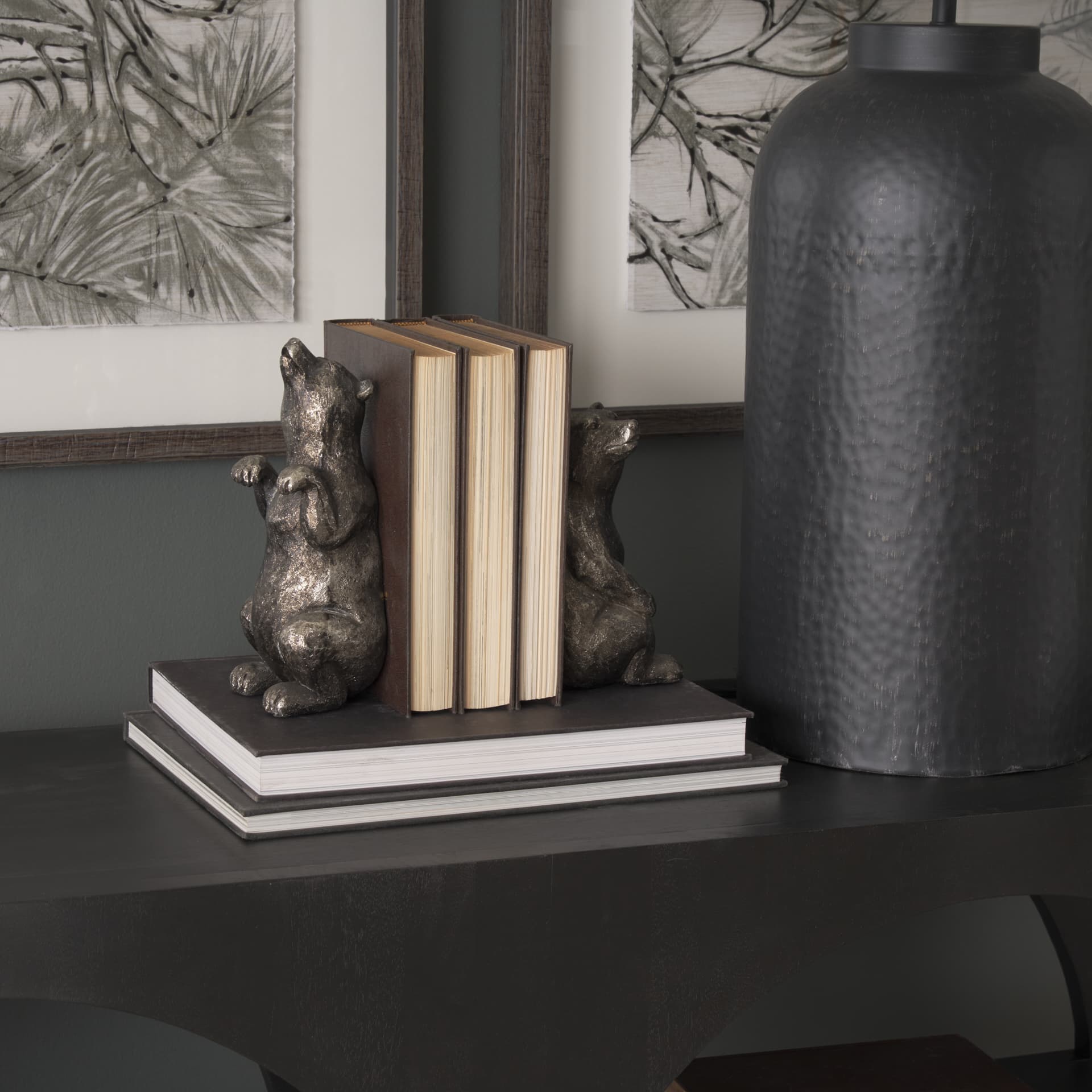 Sleuth (Set of 2) 9L x 8W Grizzly Bear Bookends — product photograph