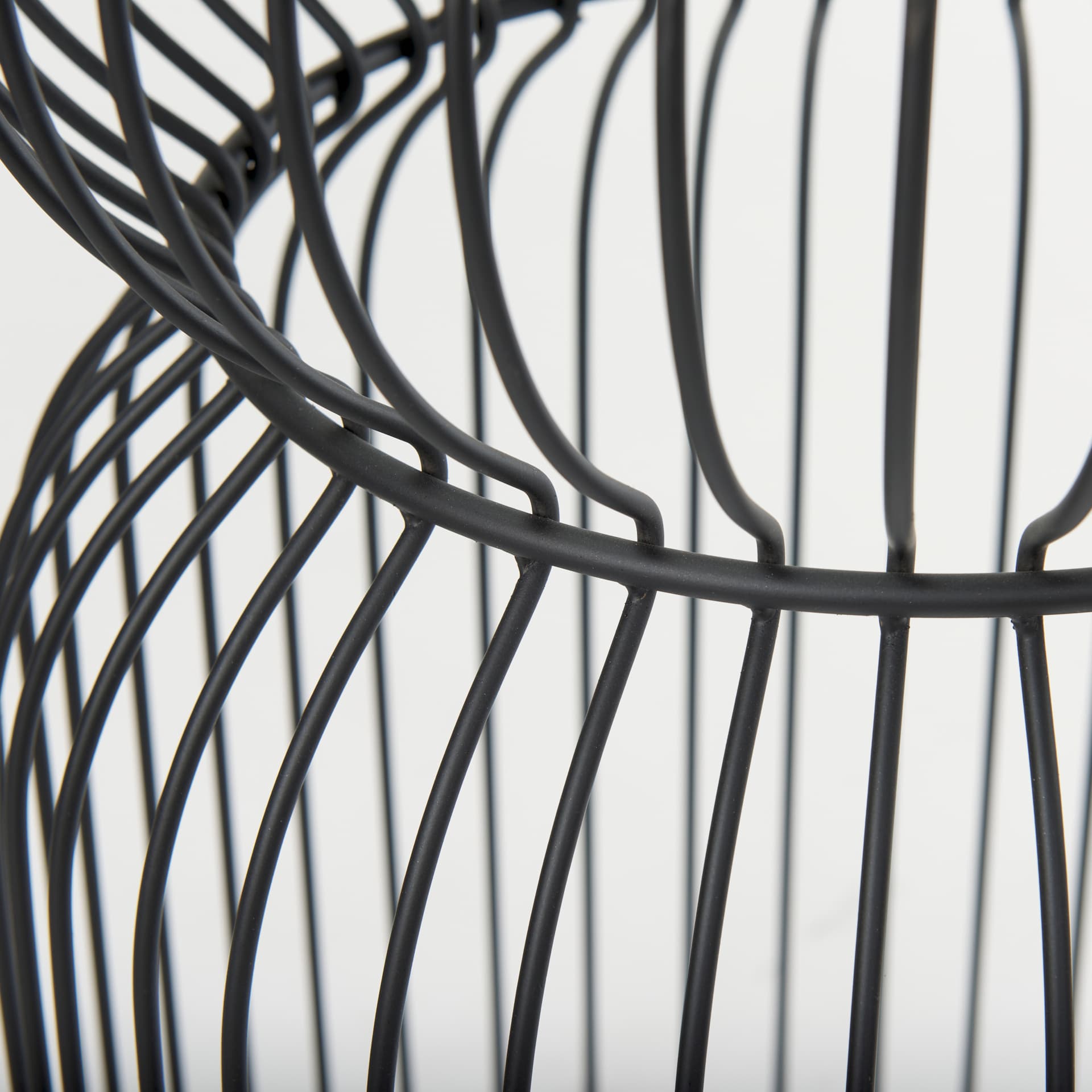 Shani Set of 2 Round, Black Metal w/ Glass, Accent Tables — product photograph
