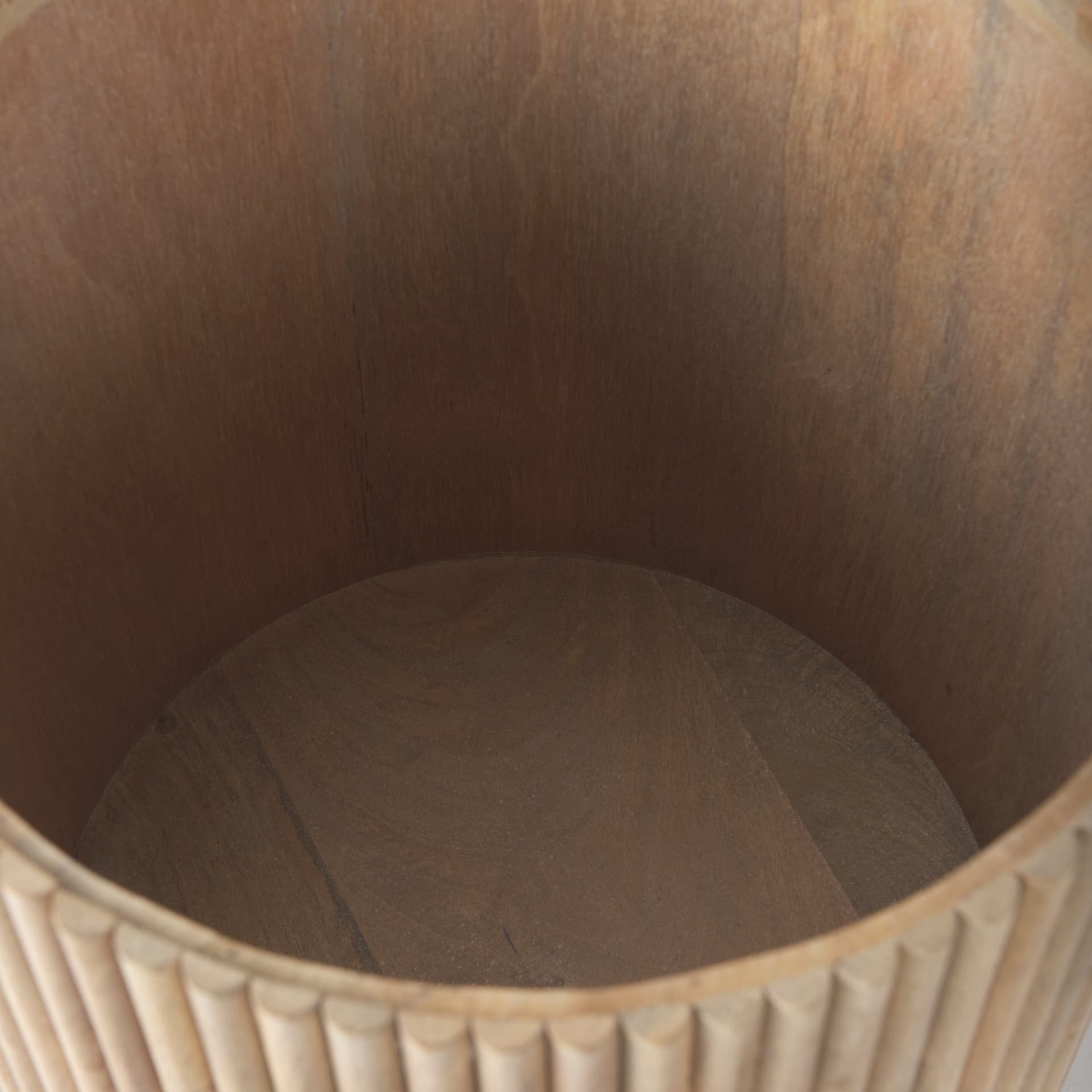 Terra 18L x 18W x 22H Light Brown Wood Fluted Round Side Table — product photograph