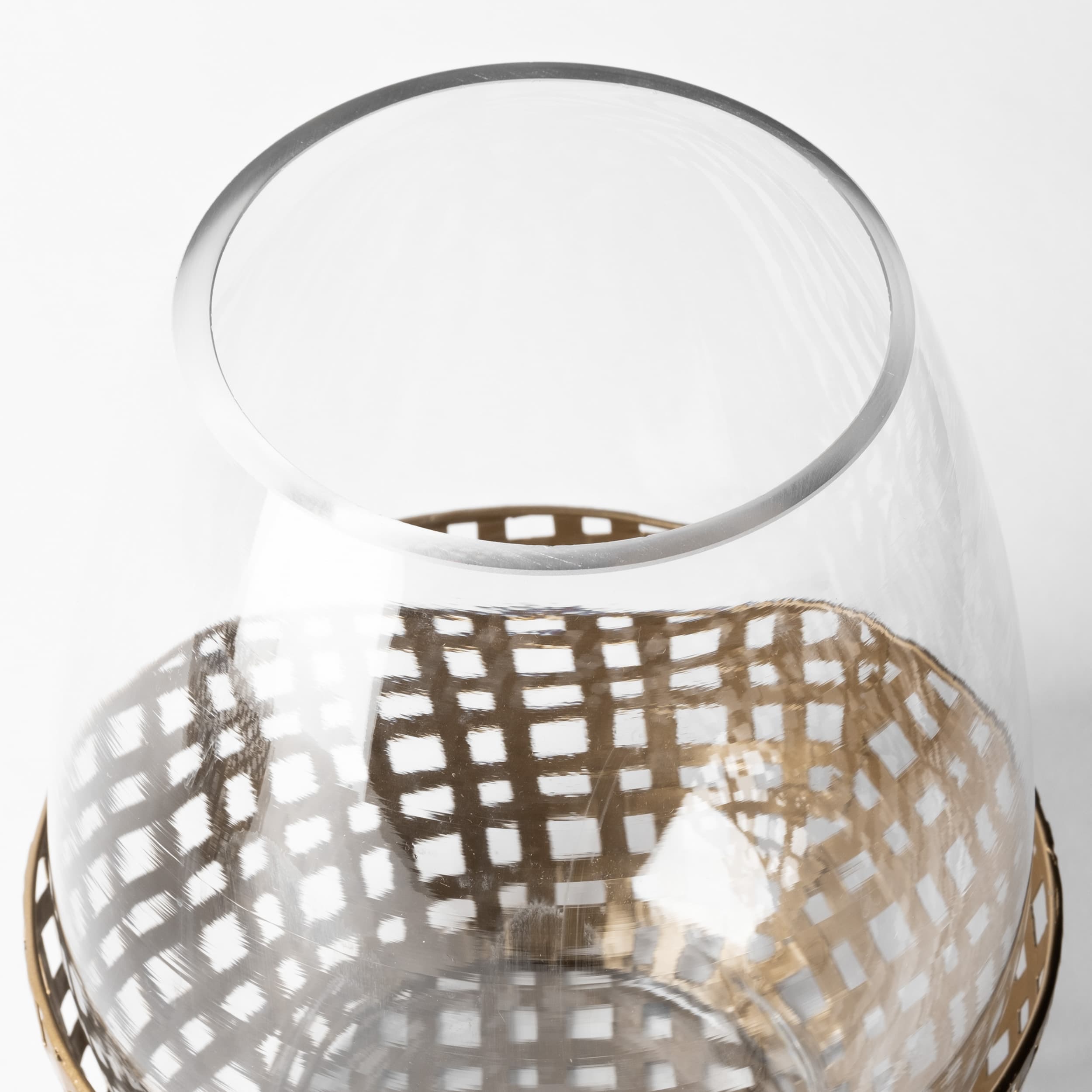 Reena I Small Gold Woven Metal Base Table Candle Holder — product photograph