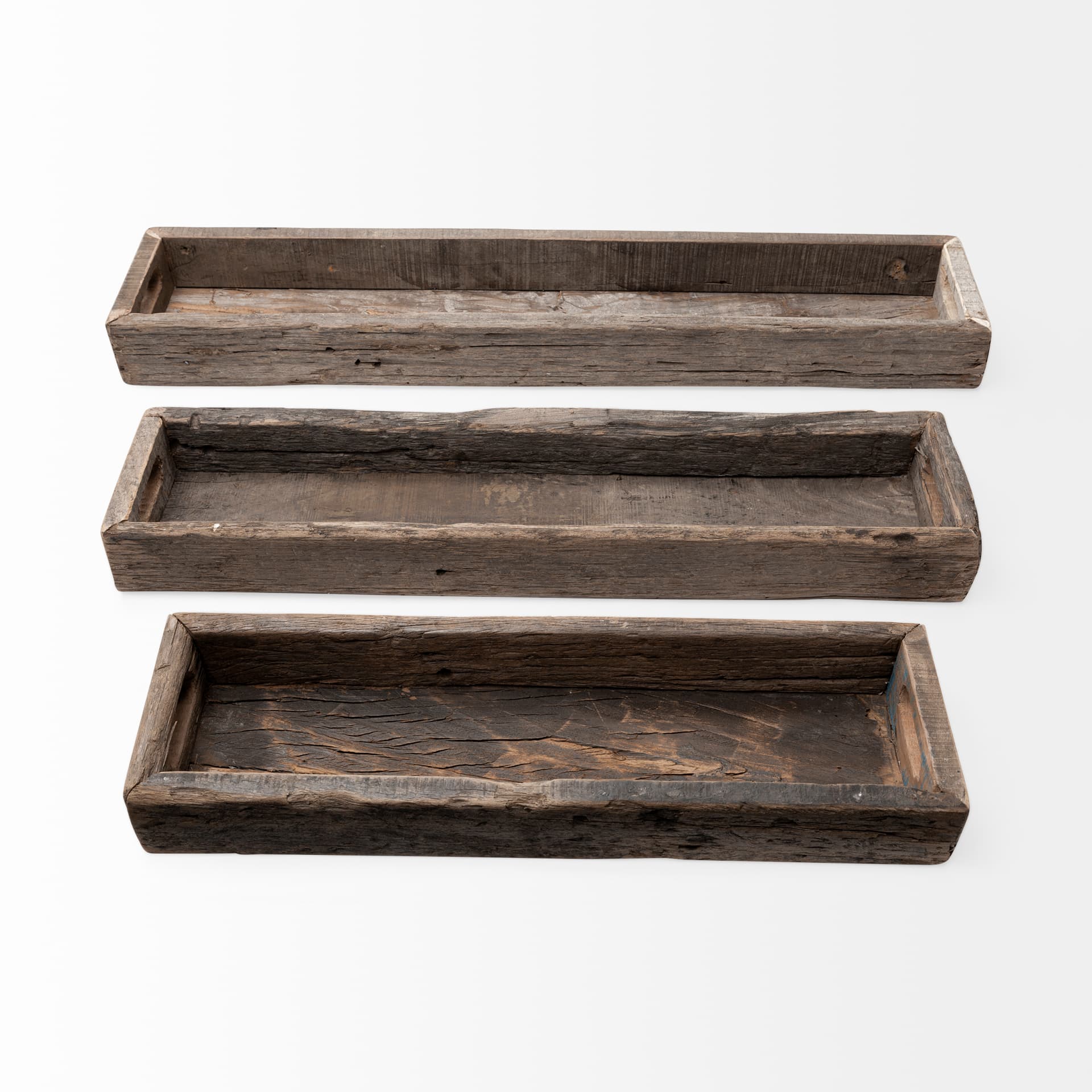 Vernon (Medium) 30L x 7W Brown Reclaimed Wood Tray — product photograph