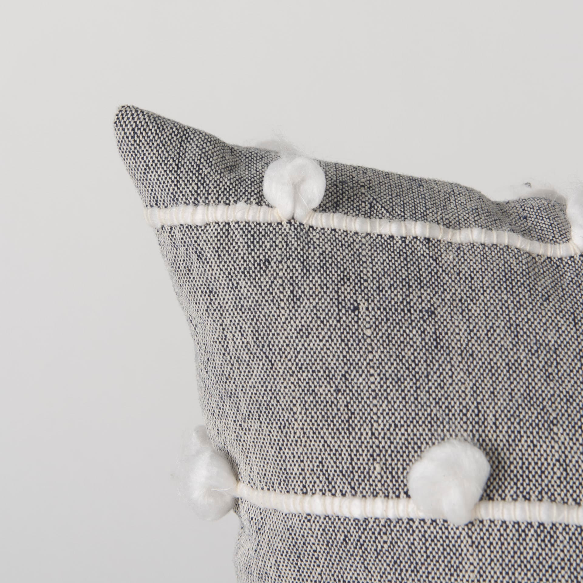 Linda 20x20 Navy And Cream With White Detail Pillow Cover — product photograph