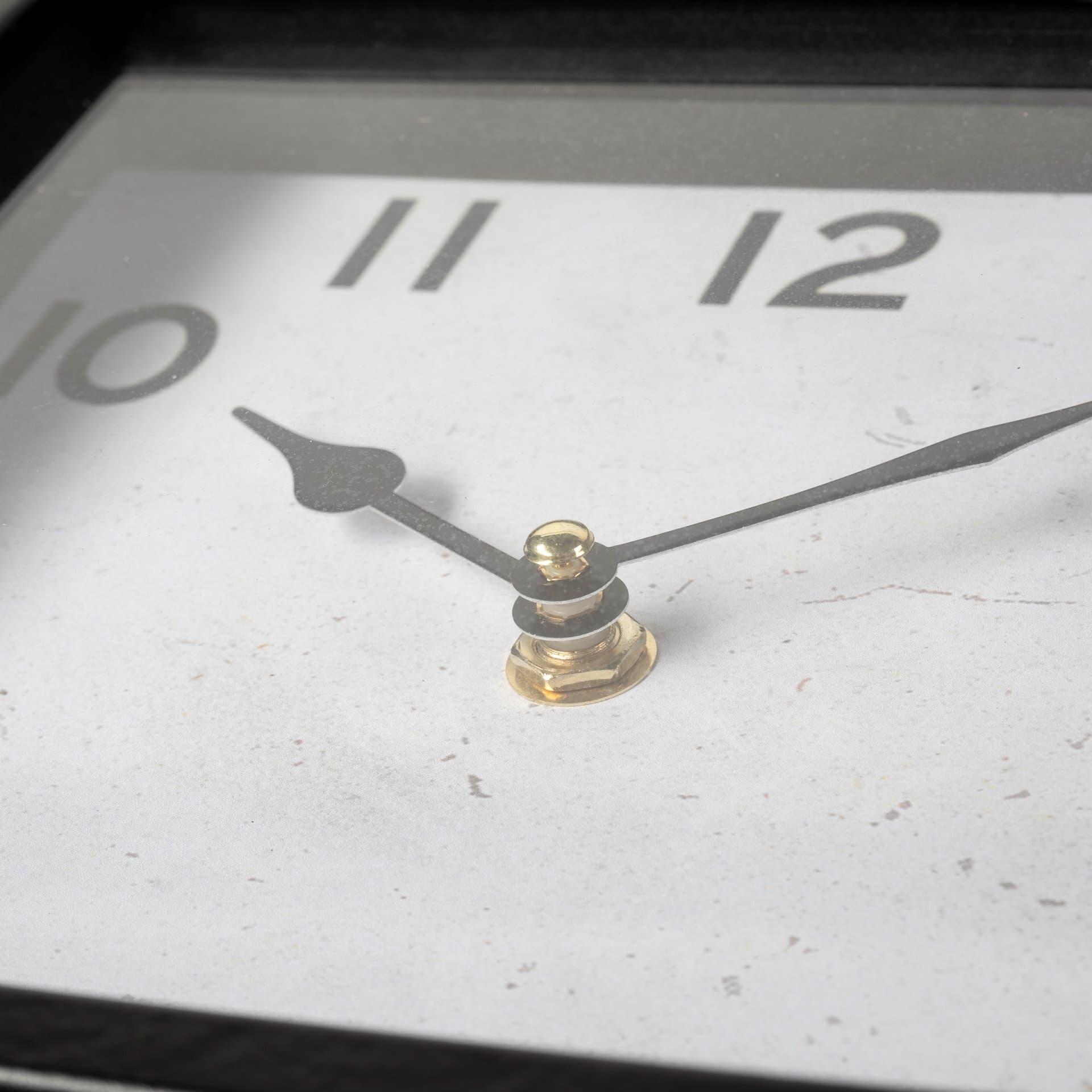 Ralph I Black Metal Square Table Clock — product photograph