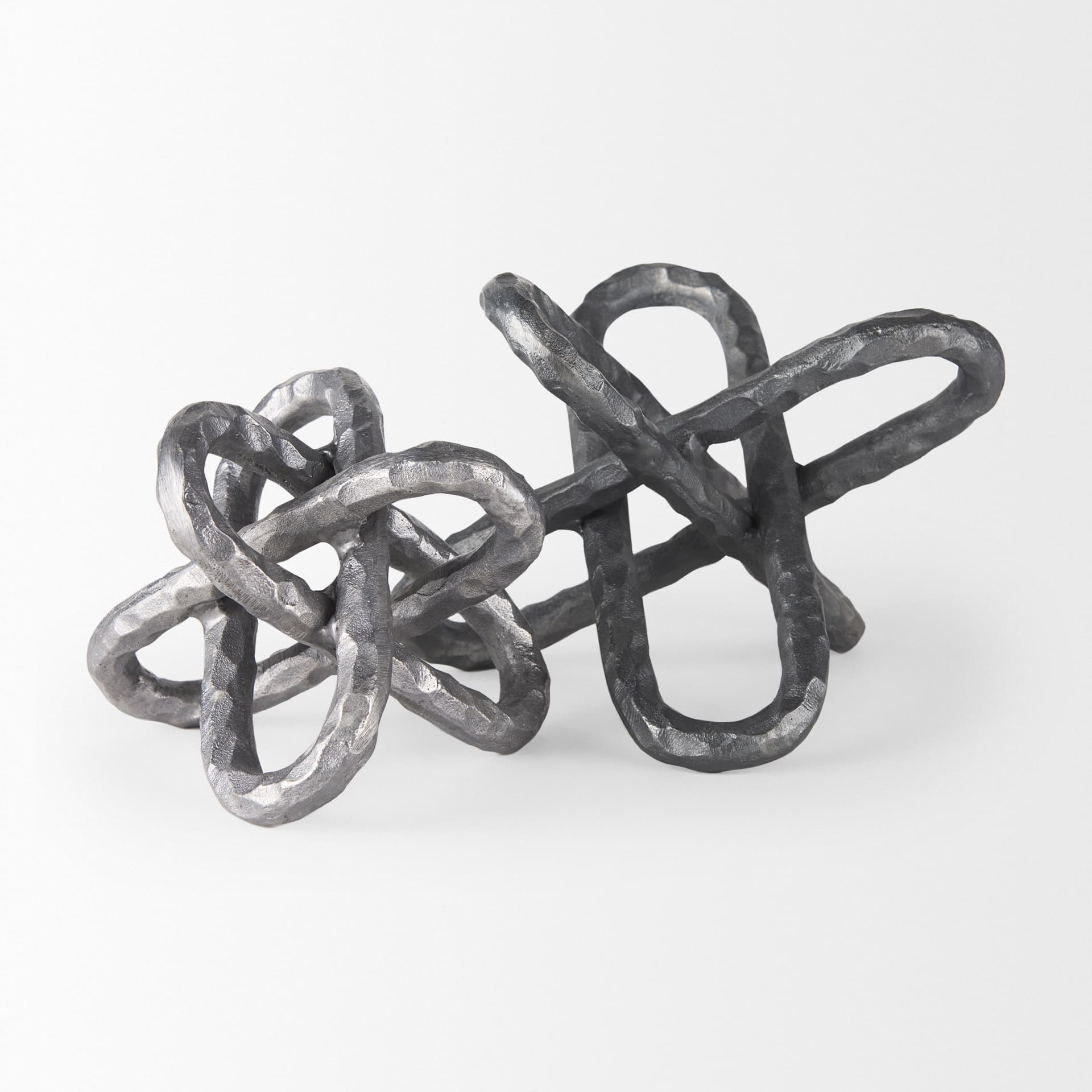Wilhelm I (Small) 7L x 7W Silver Metal Link Decor Object — product photograph