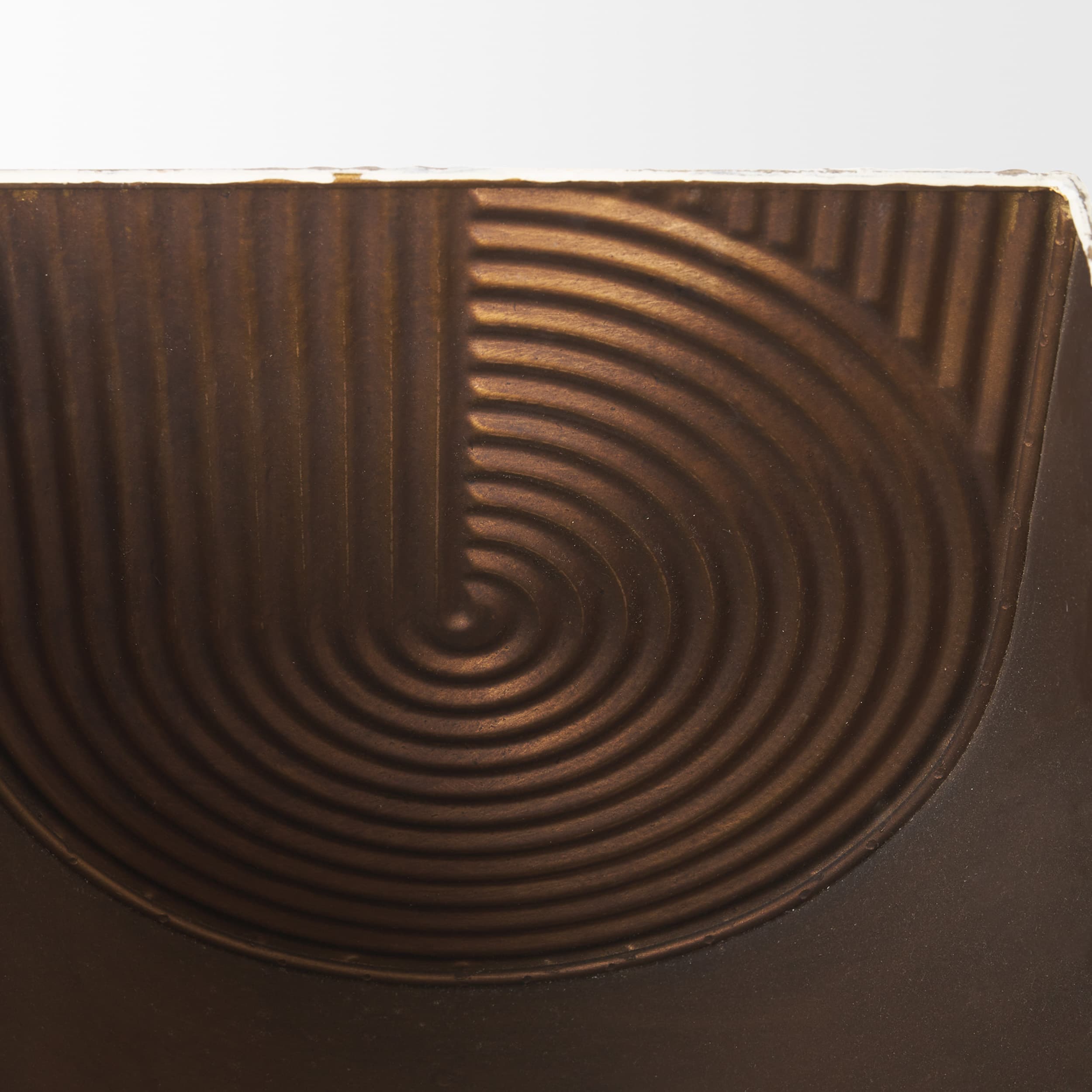 Medina Off White w/ Gold Antiquing Metal Planters (Set of 2) — product photograph